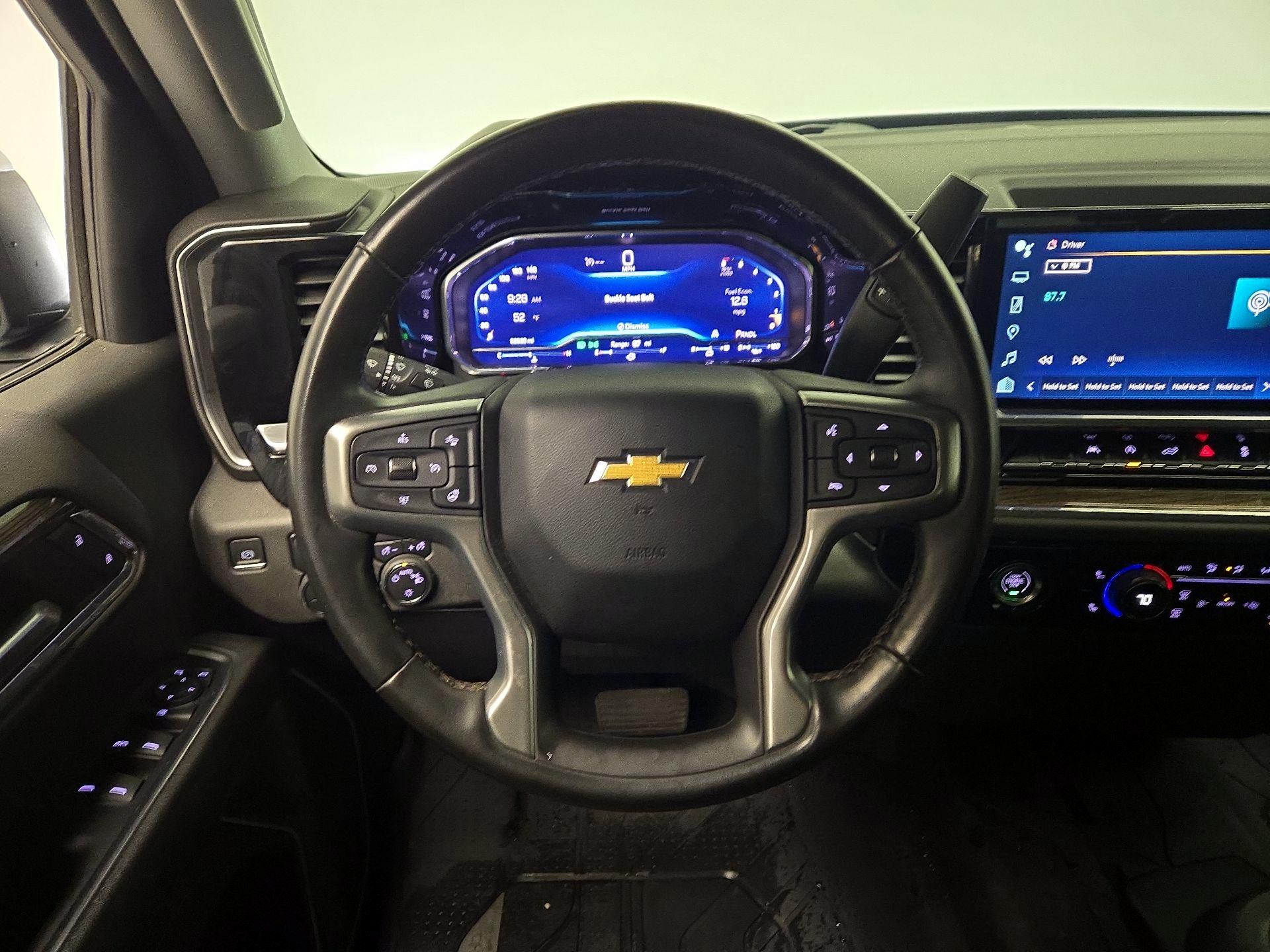 Thumbnail: 2023 Chevrolet Silverado 1500 - 10