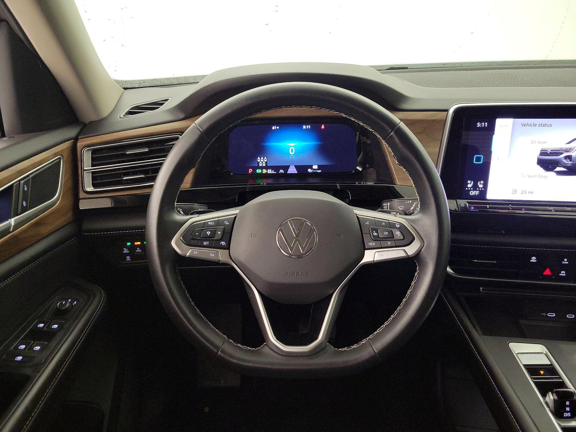 Thumbnail: 2024 Volkswagen Atlas - 10