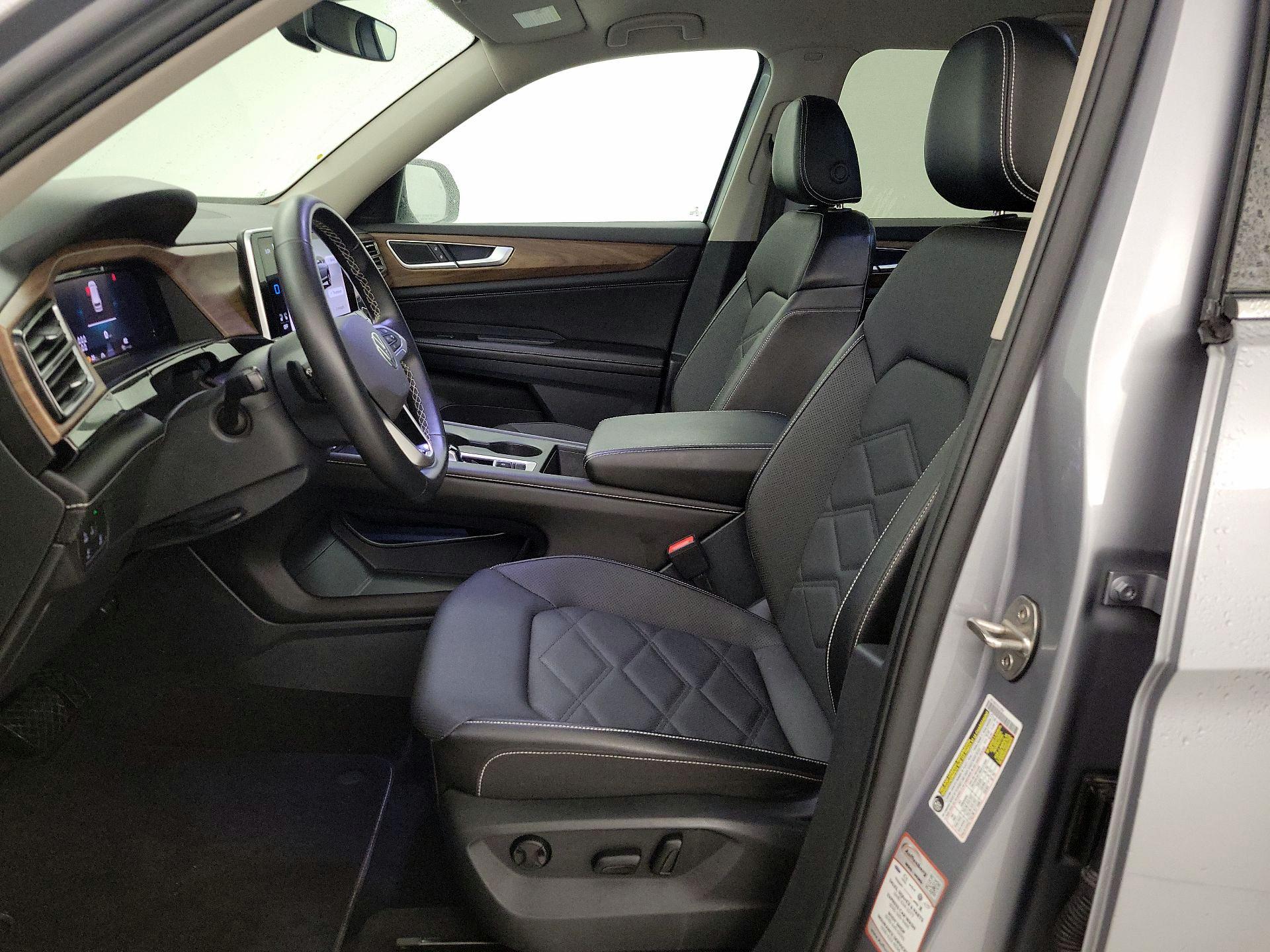 Thumbnail: 2024 Volkswagen Atlas - 11