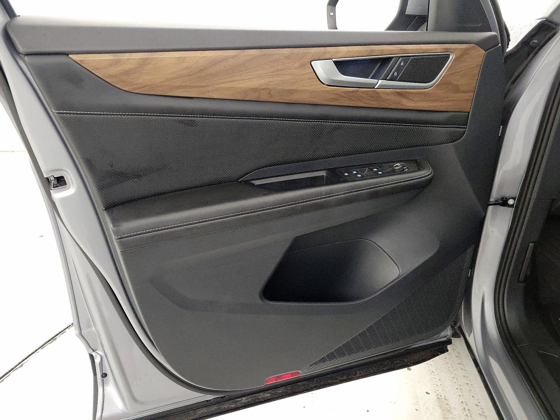 Thumbnail: 2024 Volkswagen Atlas - 12