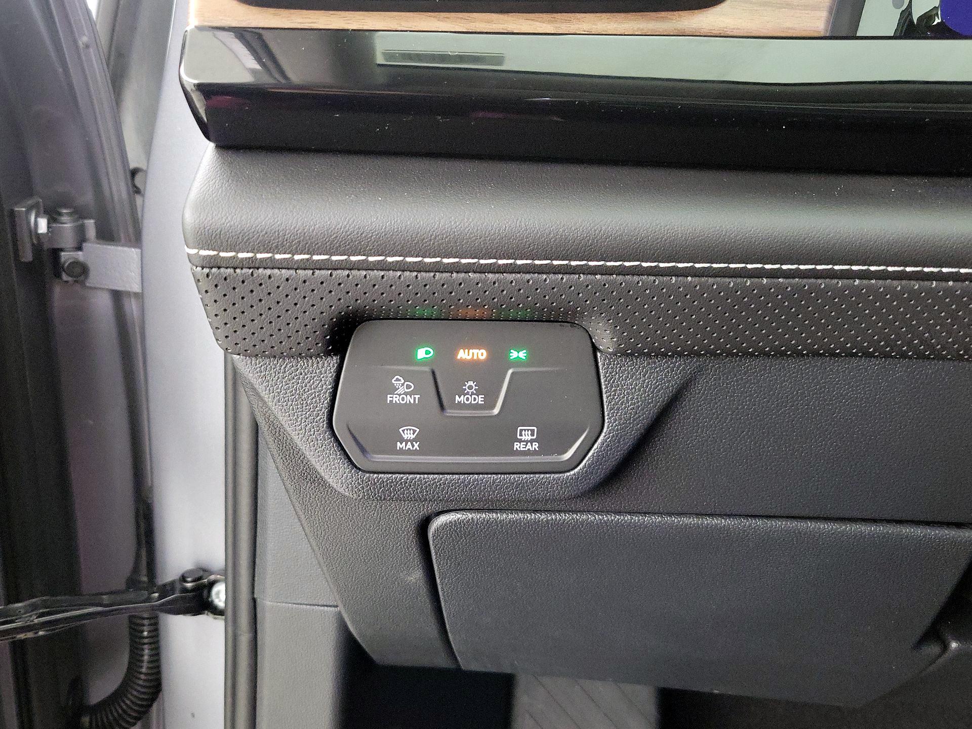 Thumbnail: 2024 Volkswagen Atlas - 13