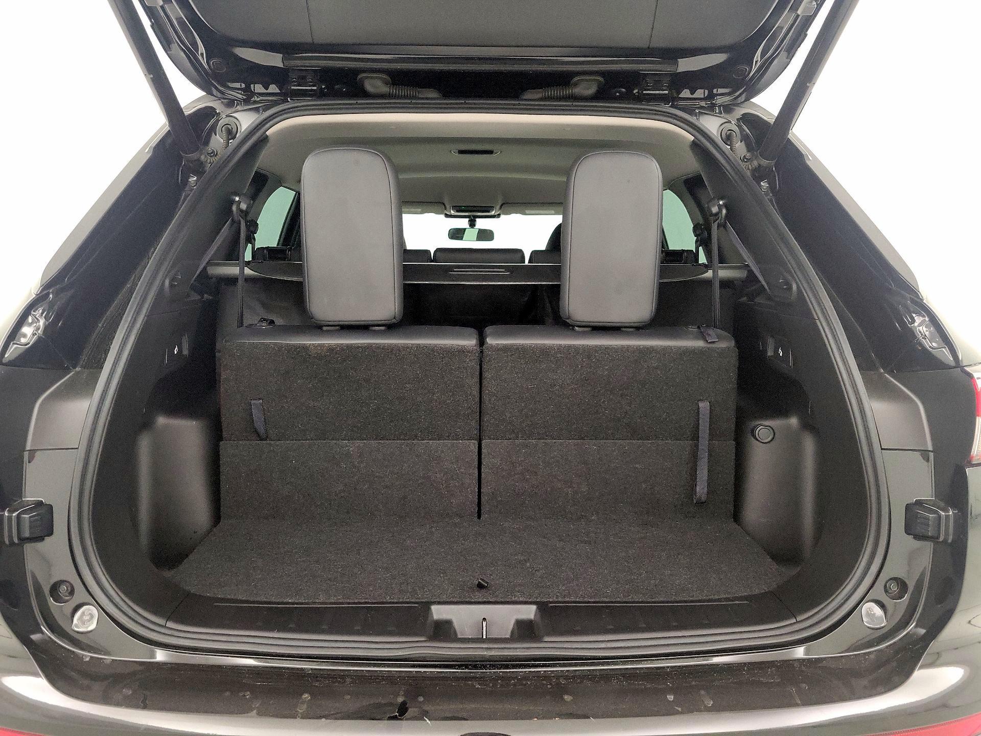 Thumbnail: 2023 Mitsubishi Outlander - 19