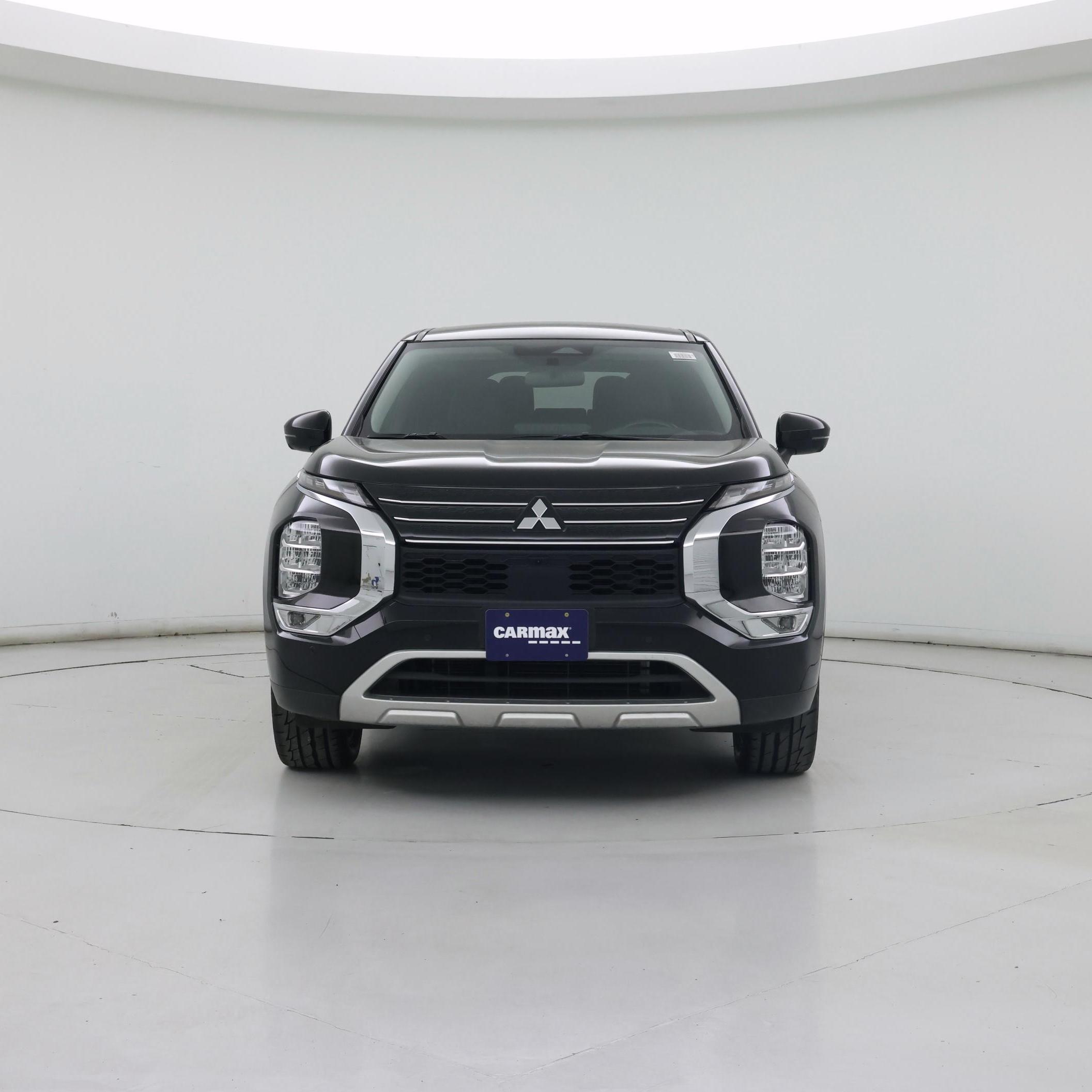 Thumbnail: 2023 Mitsubishi Outlander - 5