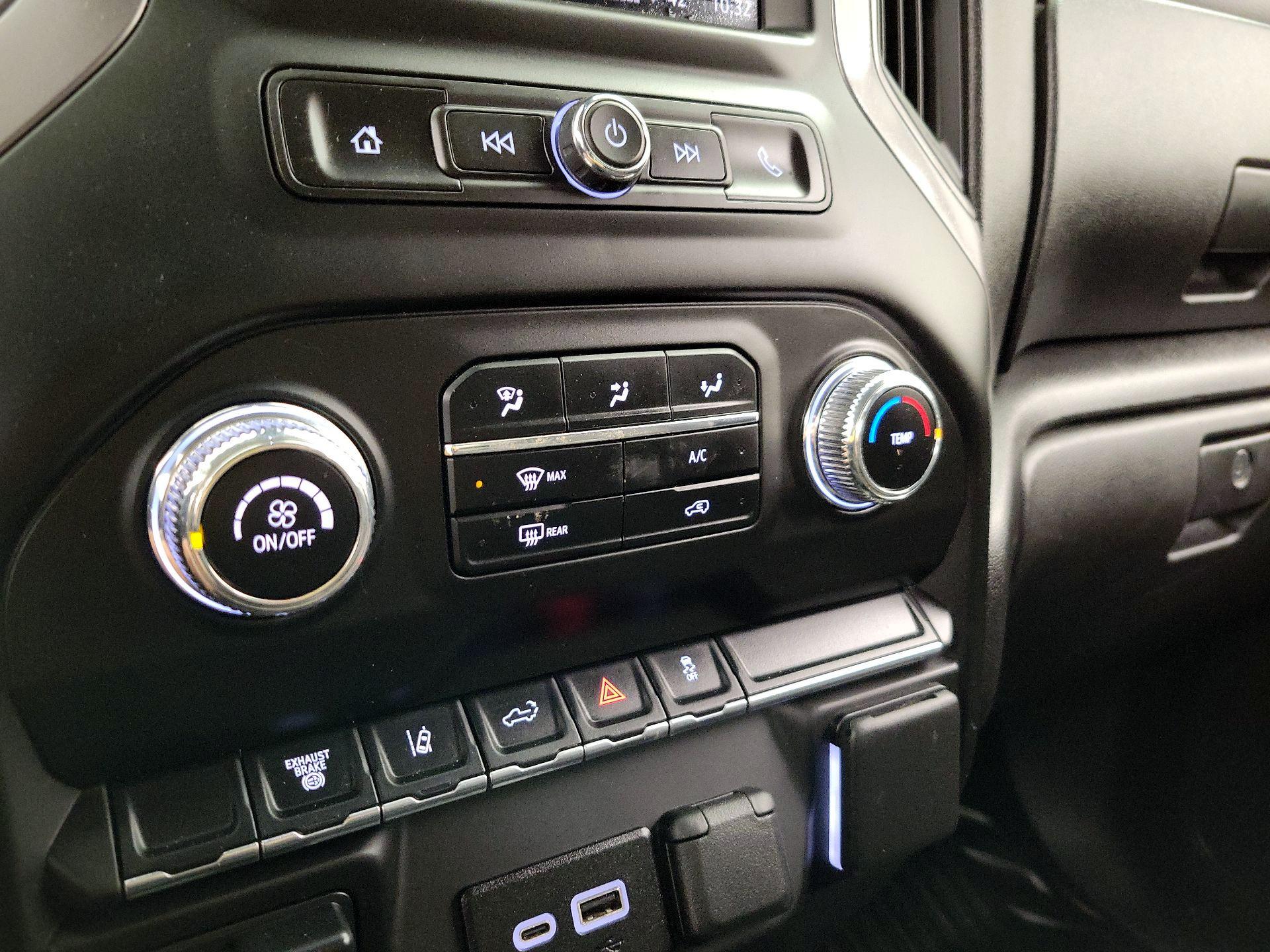 Thumbnail: 2024 GMC Sierra 2500 - 16