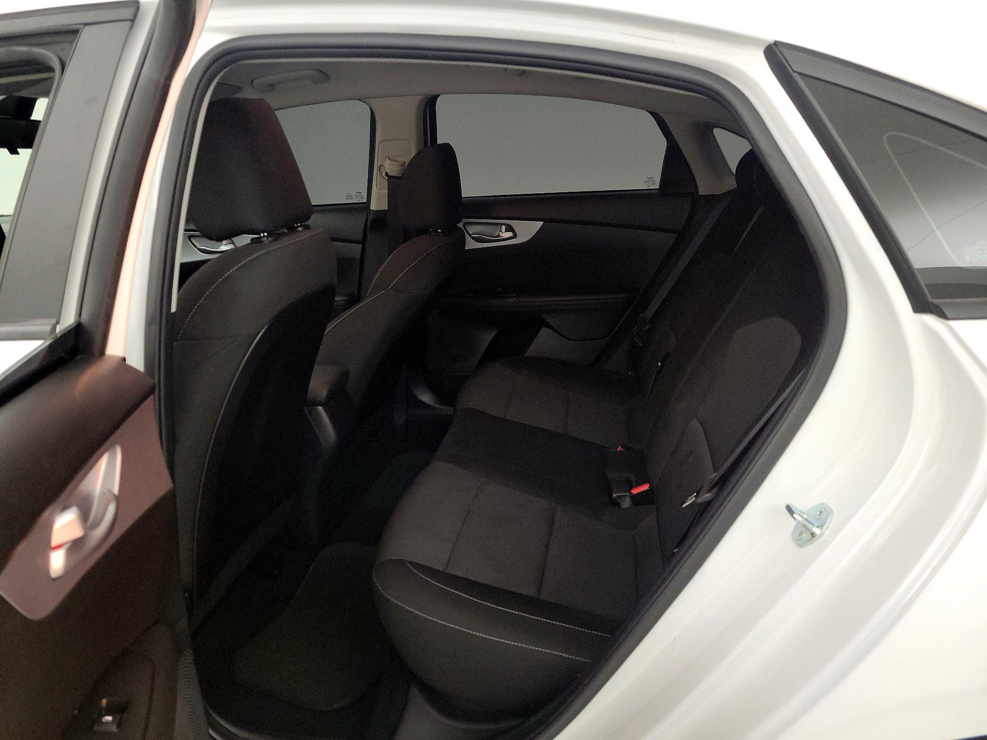 Thumbnail: 2023 Kia Forte - 18