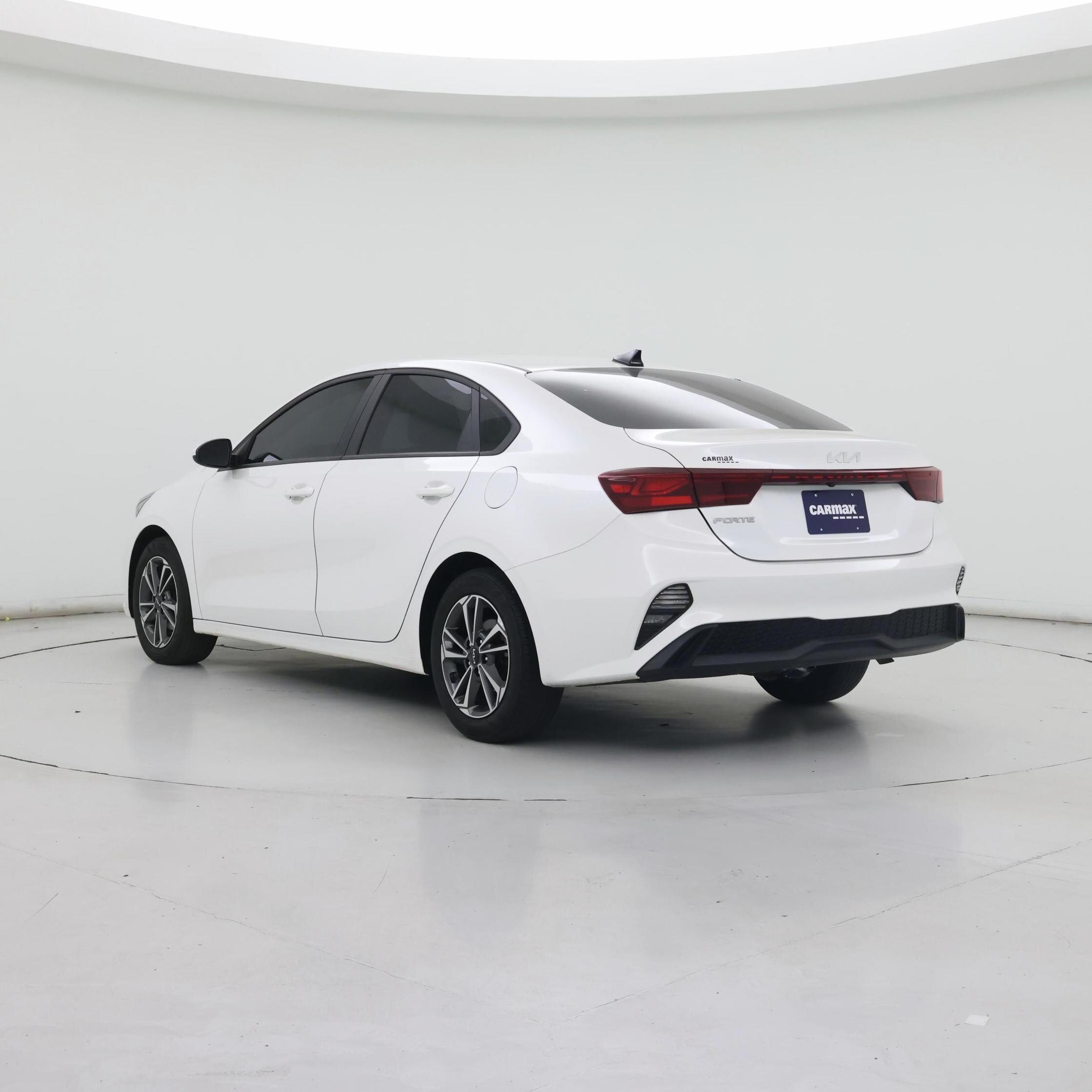 Thumbnail: 2023 Kia Forte - 2