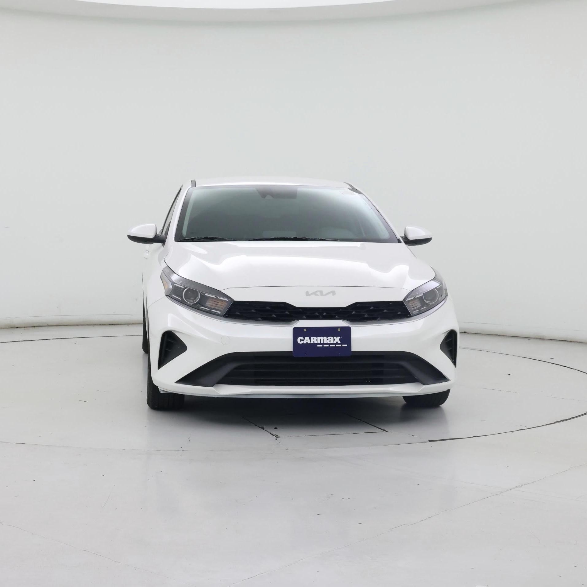 Thumbnail: 2023 Kia Forte - 5