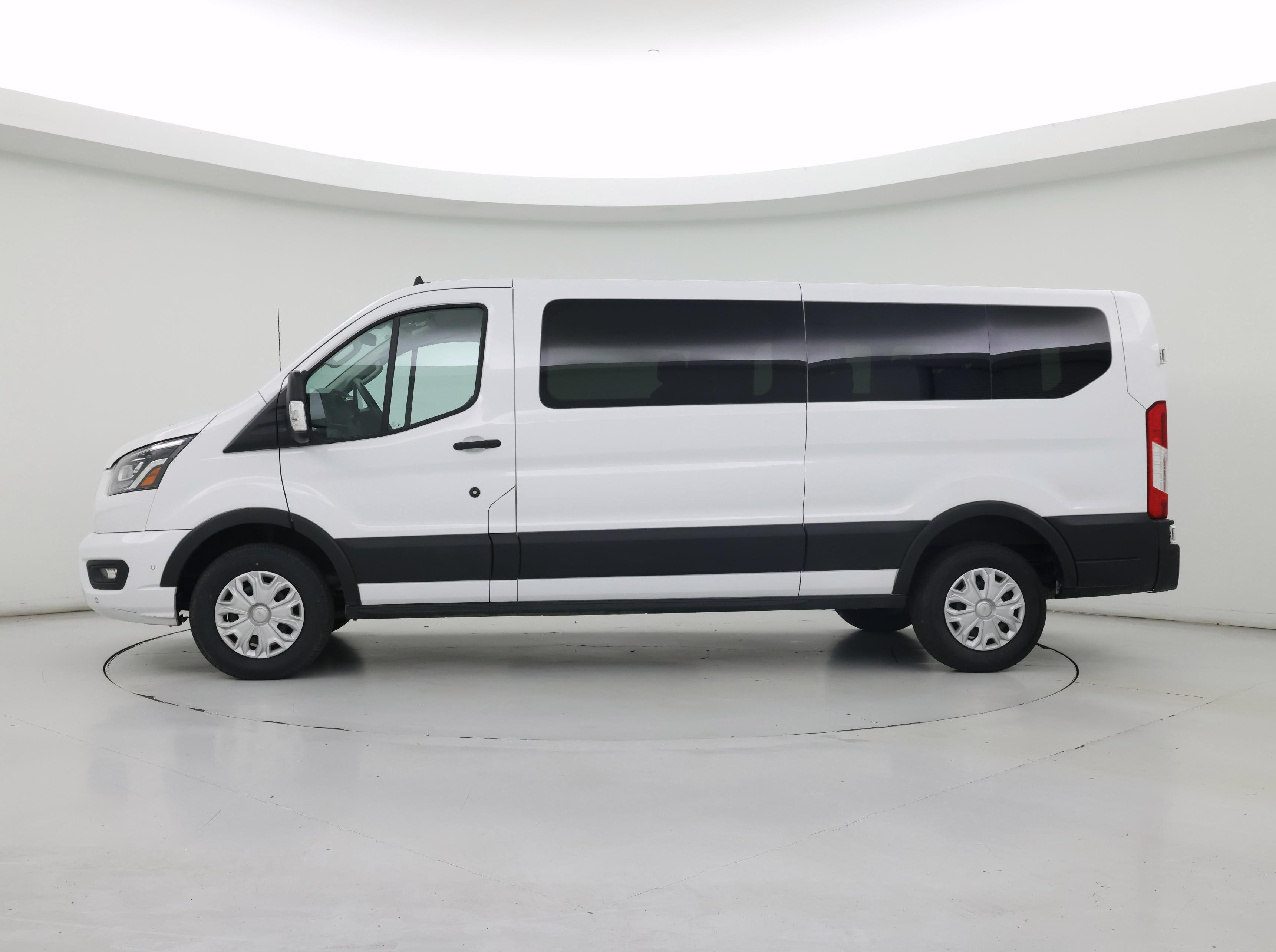 Thumbnail: 2023 Ford Transit Series - 3