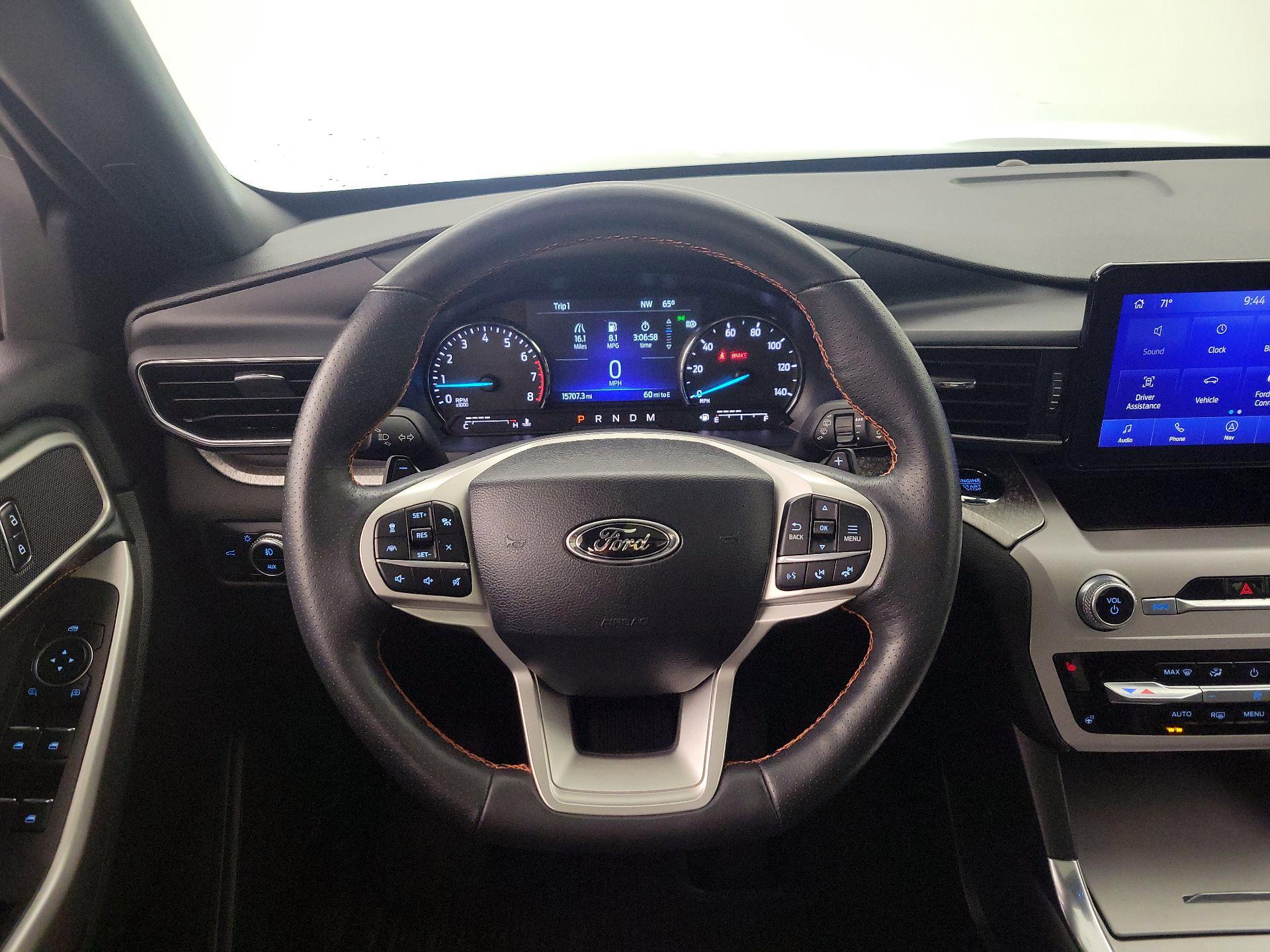 Thumbnail: 2023 Ford Explorer - 10