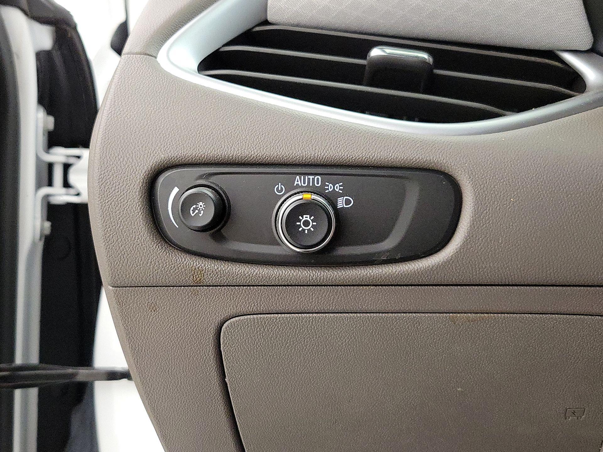 Thumbnail: 2023 Chevrolet Malibu - 13