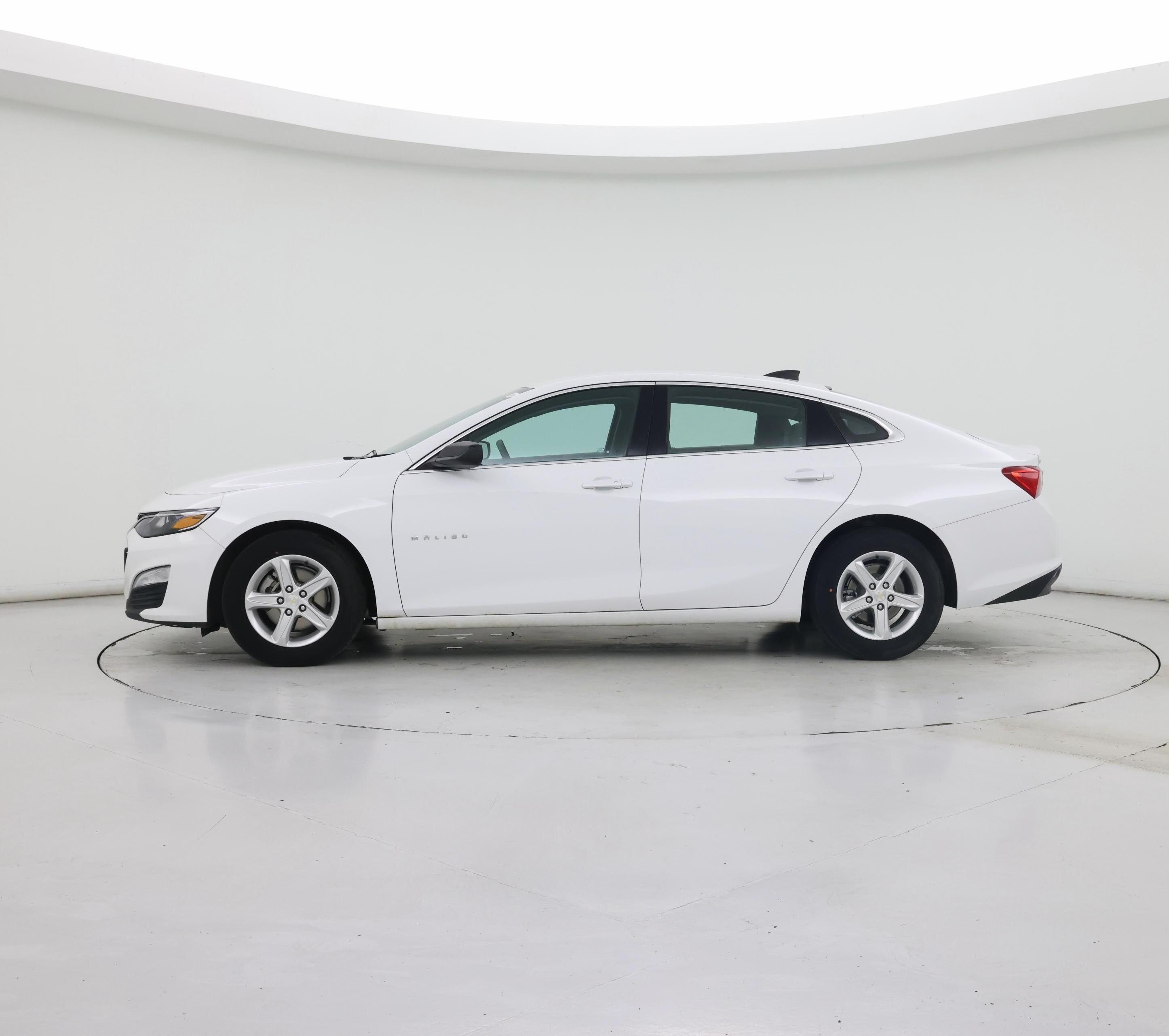 Thumbnail: 2023 Chevrolet Malibu - 3