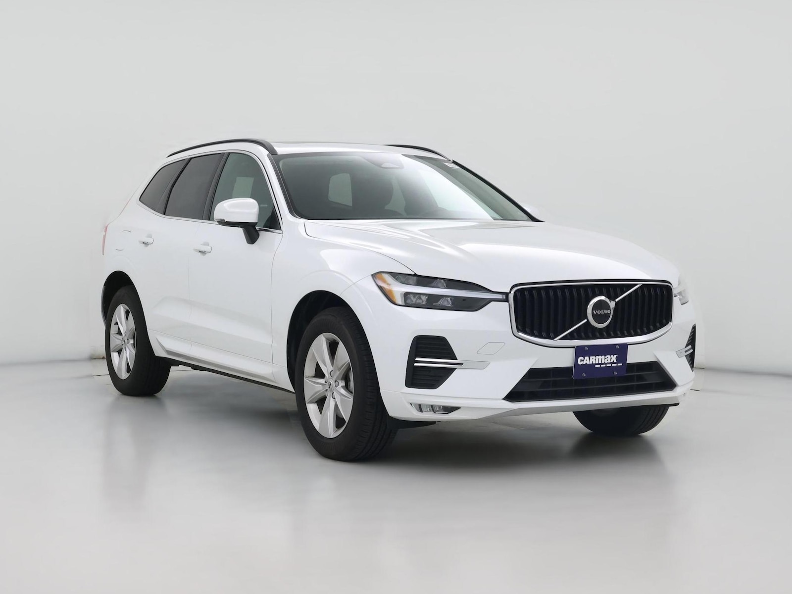 2022 Volvo XC60 Momentum