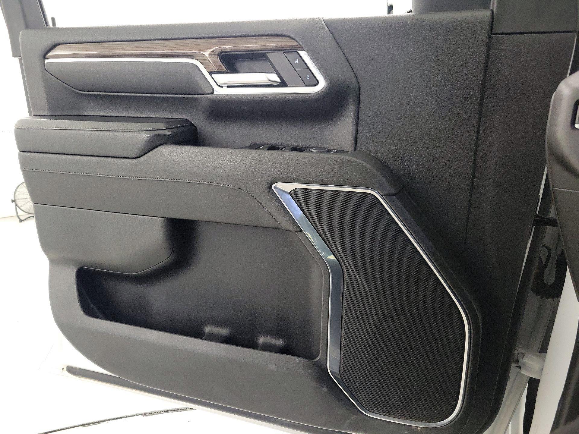 Thumbnail: 2024 Chevrolet Silverado 2500 - 12