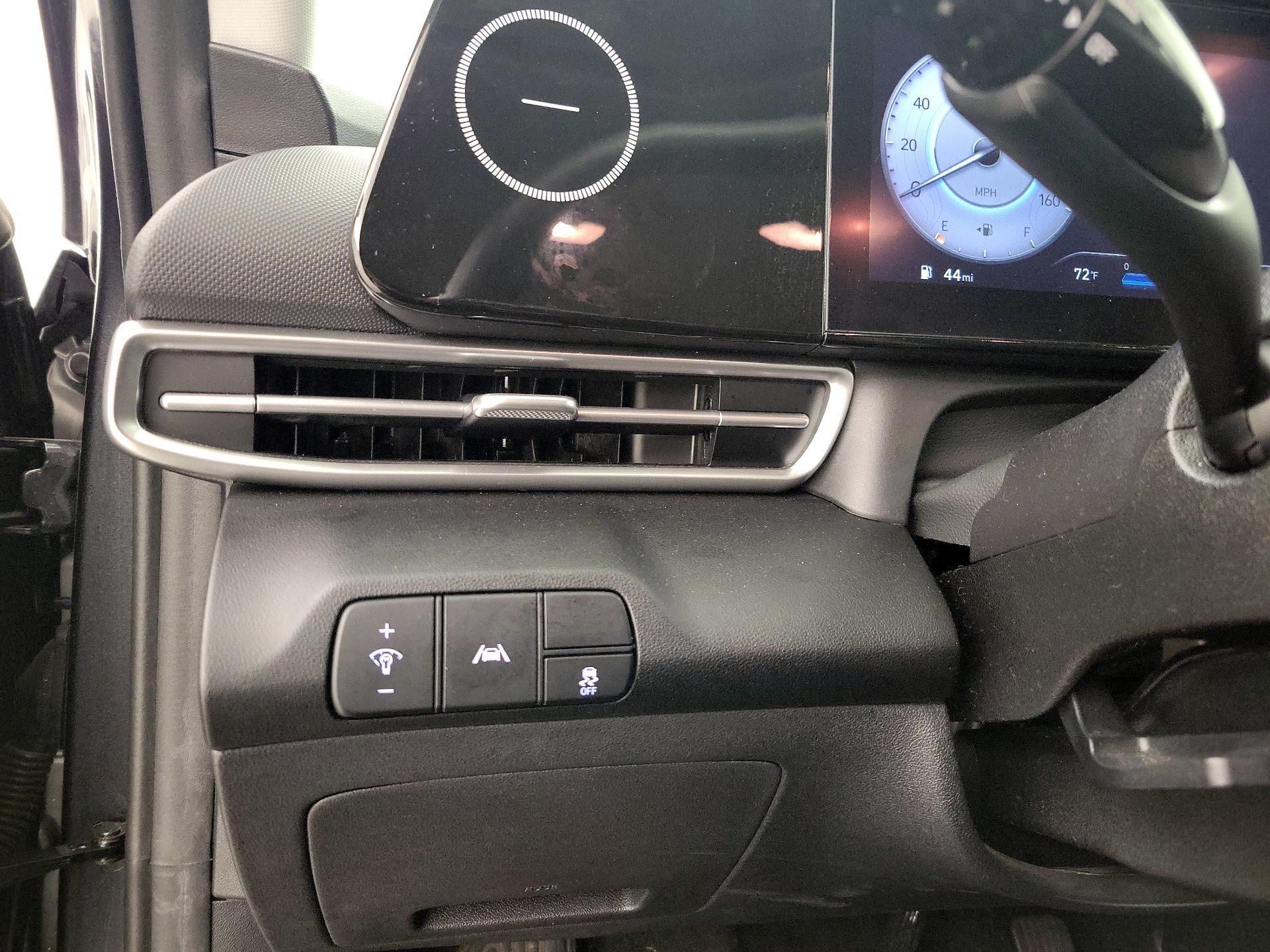 Thumbnail: 2023 Hyundai Elantra - 13