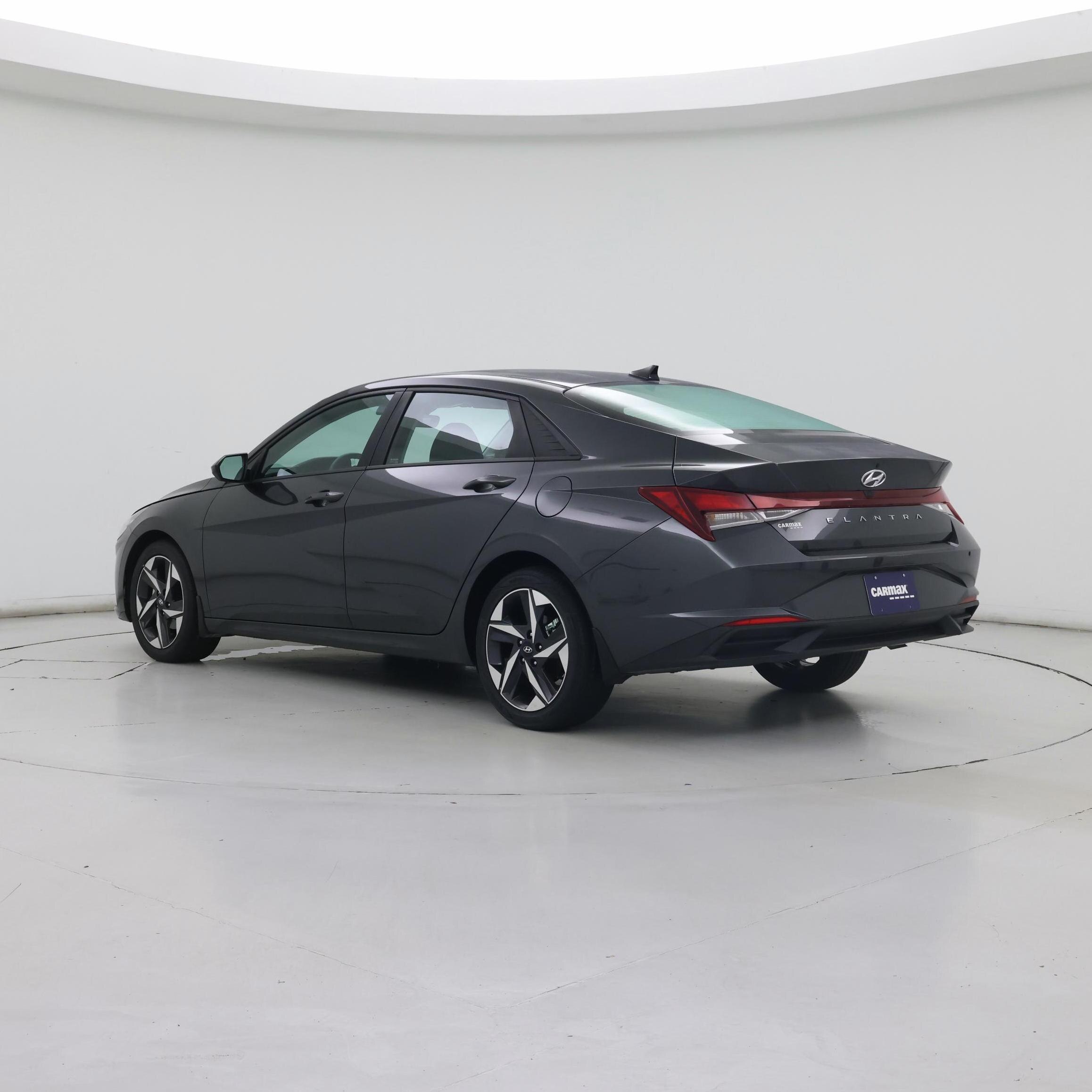 Thumbnail: 2023 Hyundai Elantra - 2