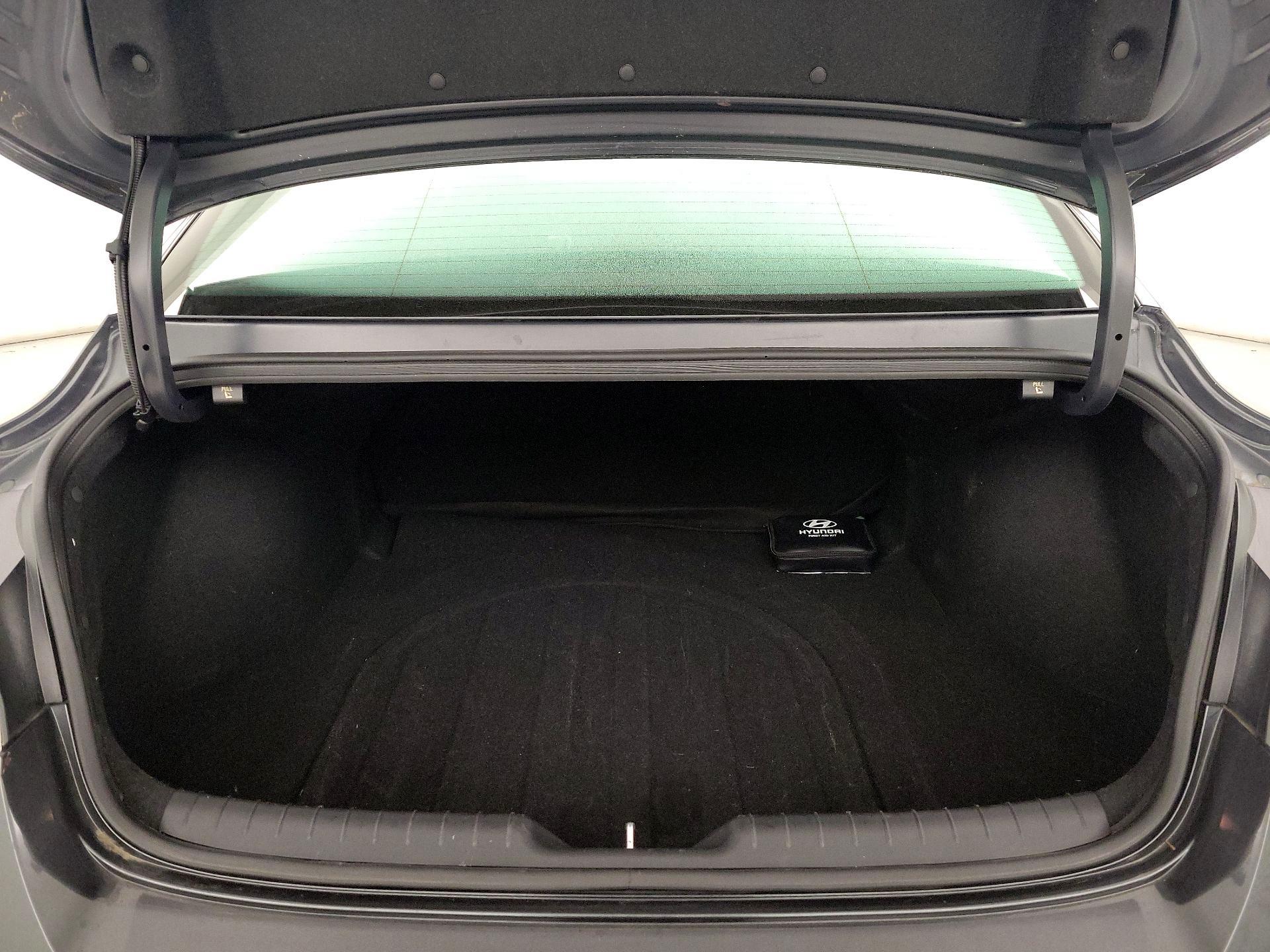 Thumbnail: 2023 Hyundai Elantra - 19