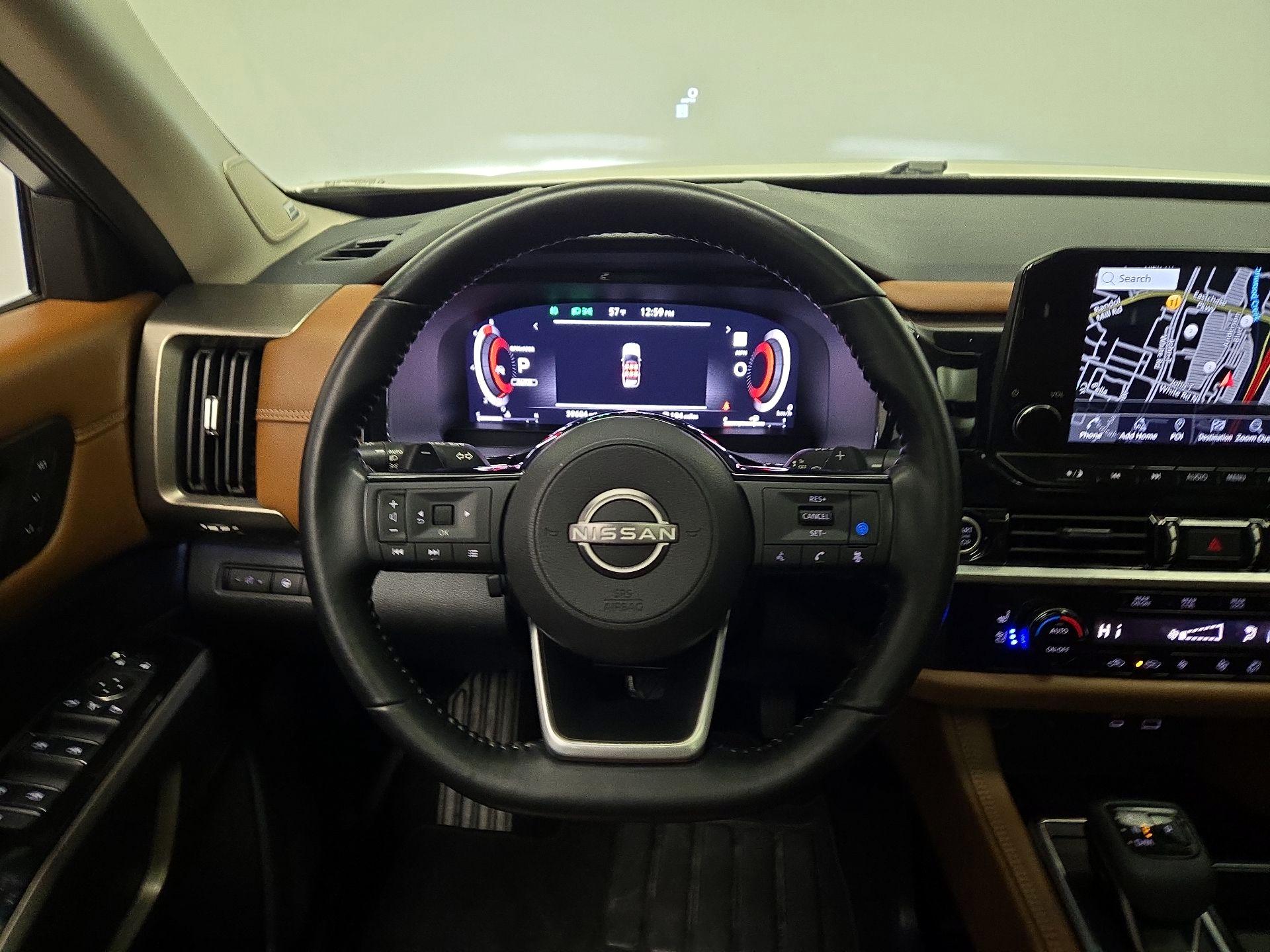 Thumbnail: 2023 Nissan Pathfinder - 10