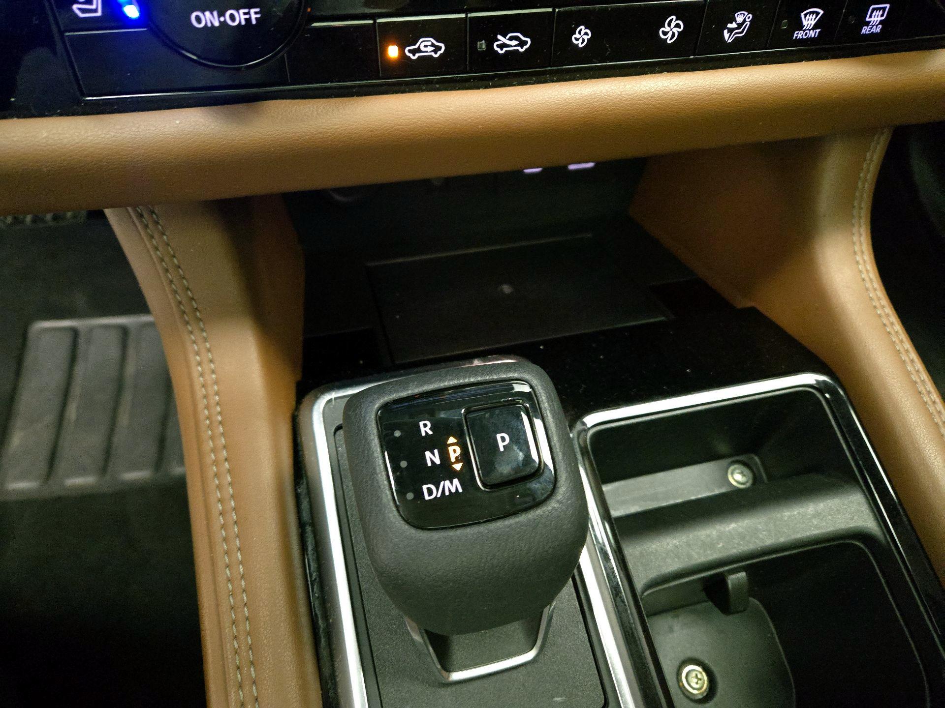 Thumbnail: 2023 Nissan Pathfinder - 18