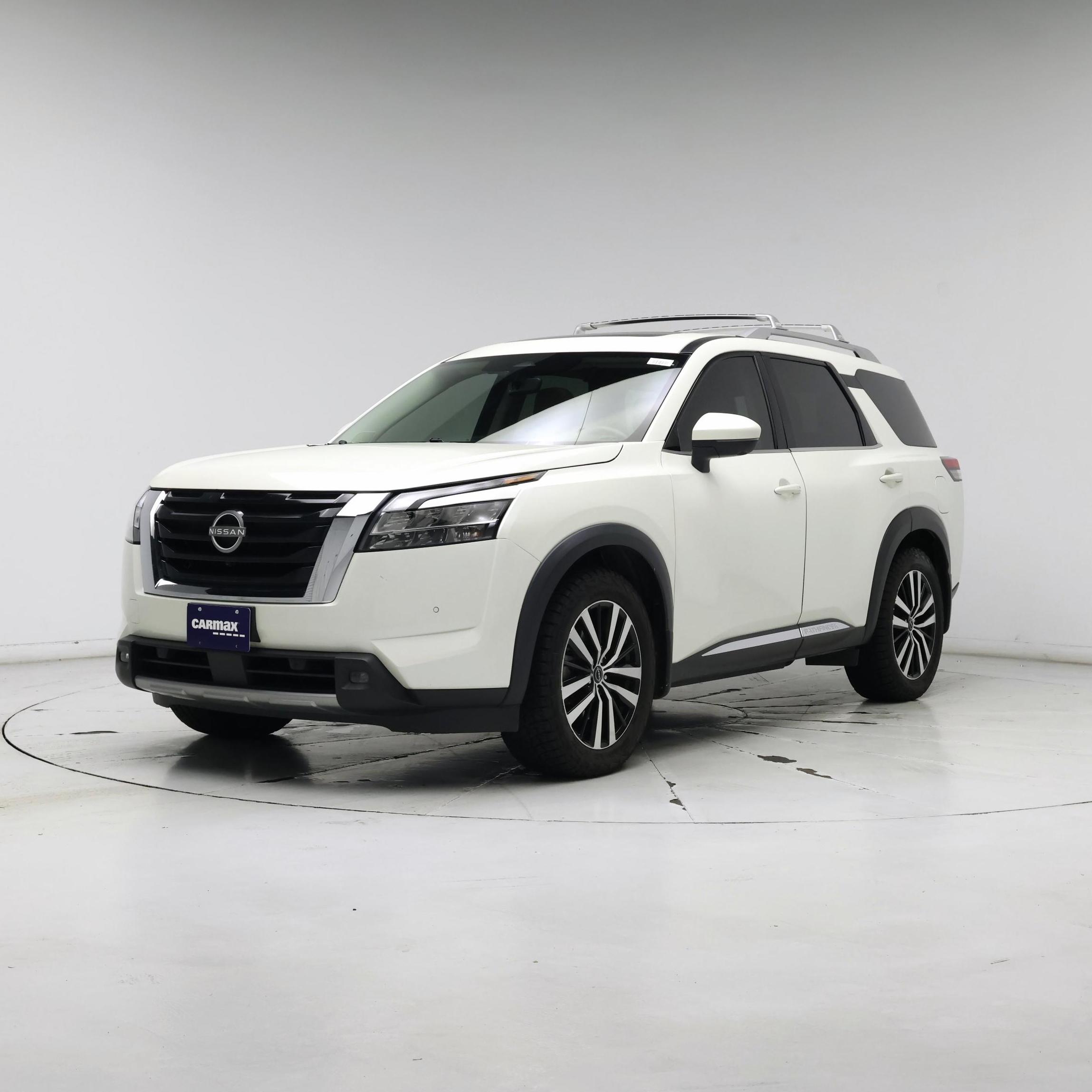 Thumbnail: 2023 Nissan Pathfinder - 4