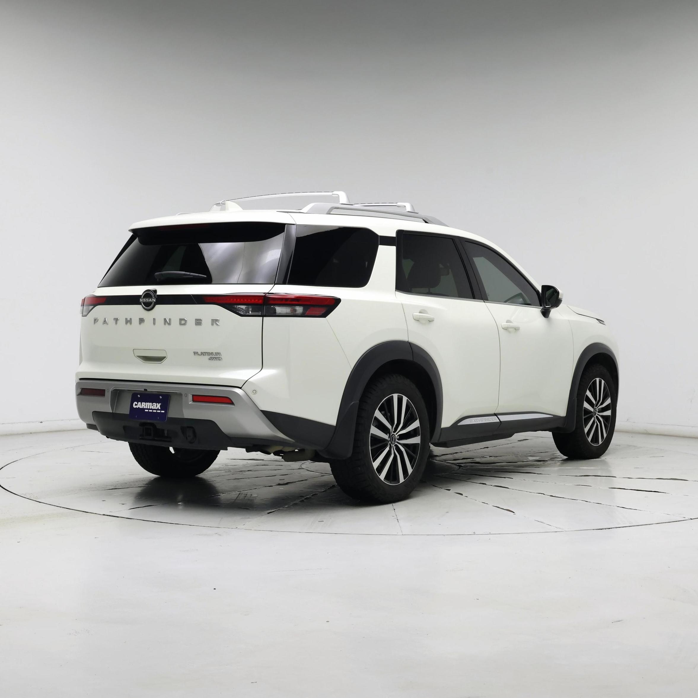 Thumbnail: 2023 Nissan Pathfinder - 8