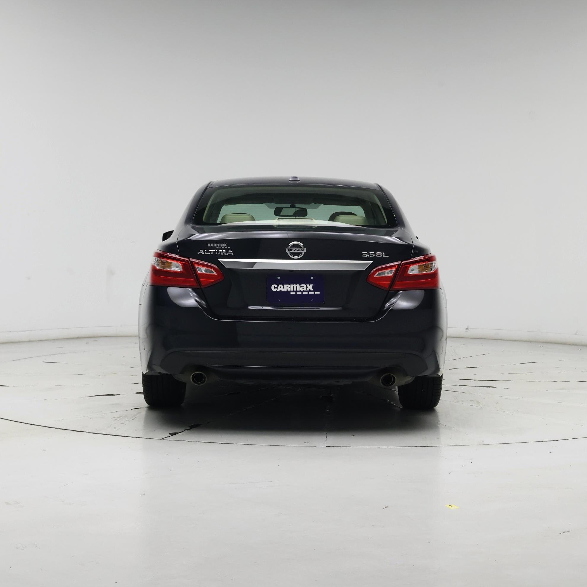 Thumbnail: 2017 Nissan Altima - 6