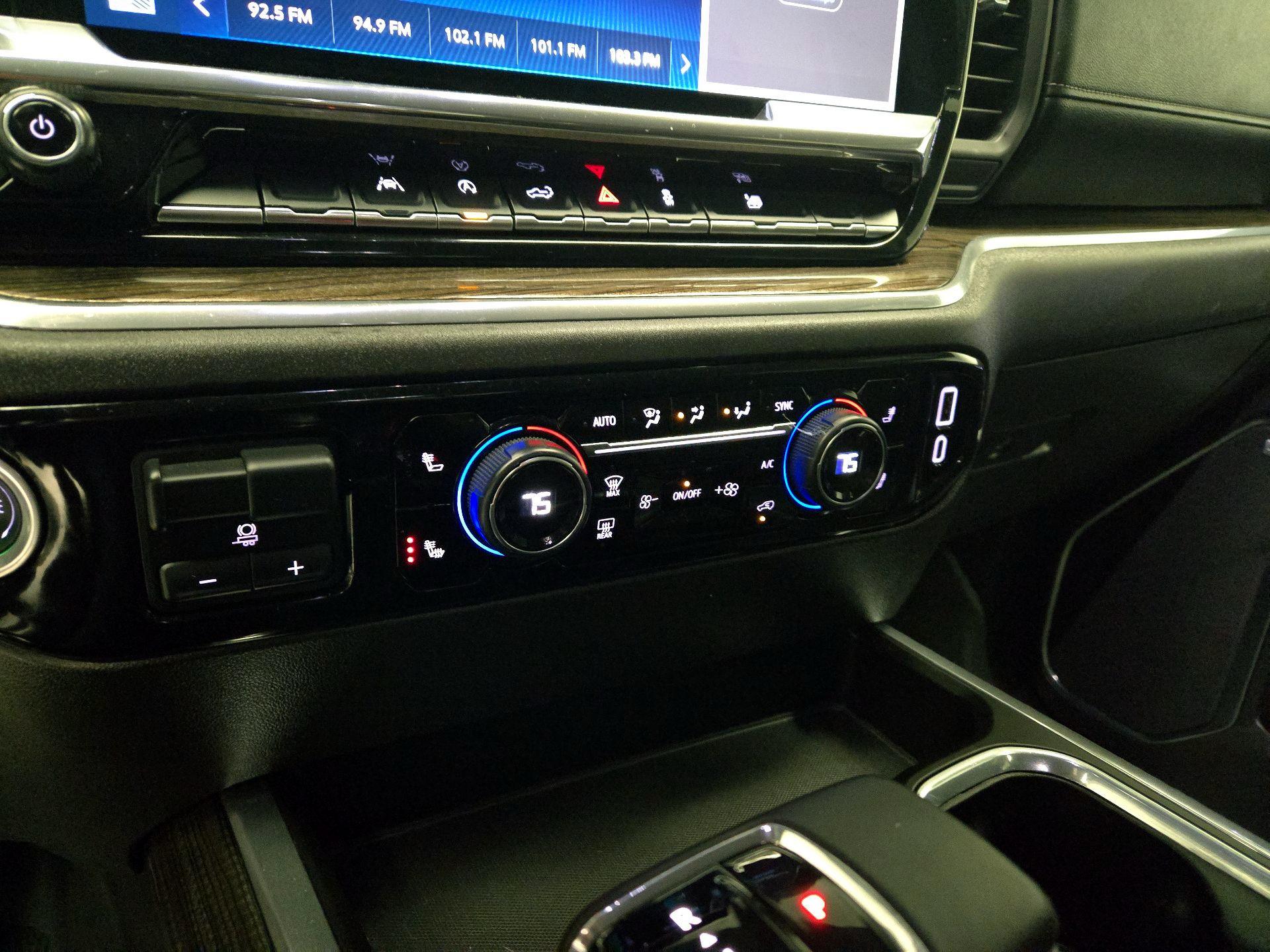 Thumbnail: 2024 Chevrolet Silverado 1500 - 16