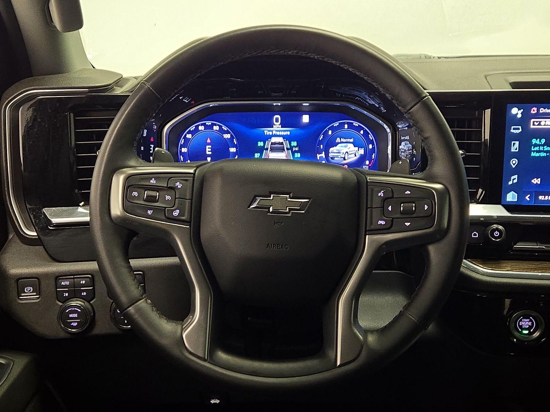 Thumbnail: 2023 Chevrolet Silverado 1500 - 10