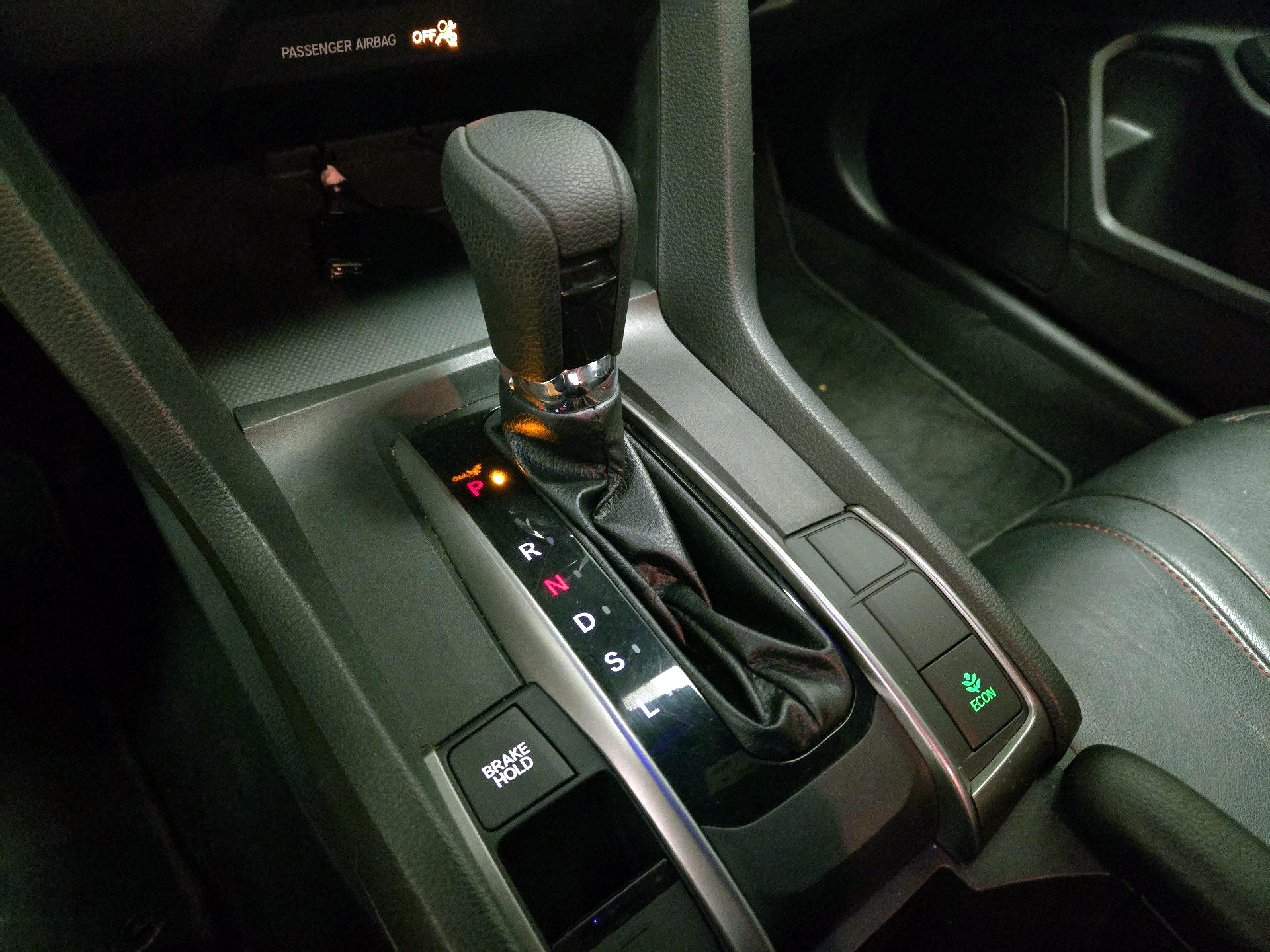 Thumbnail: 2019 Honda Civic - 17