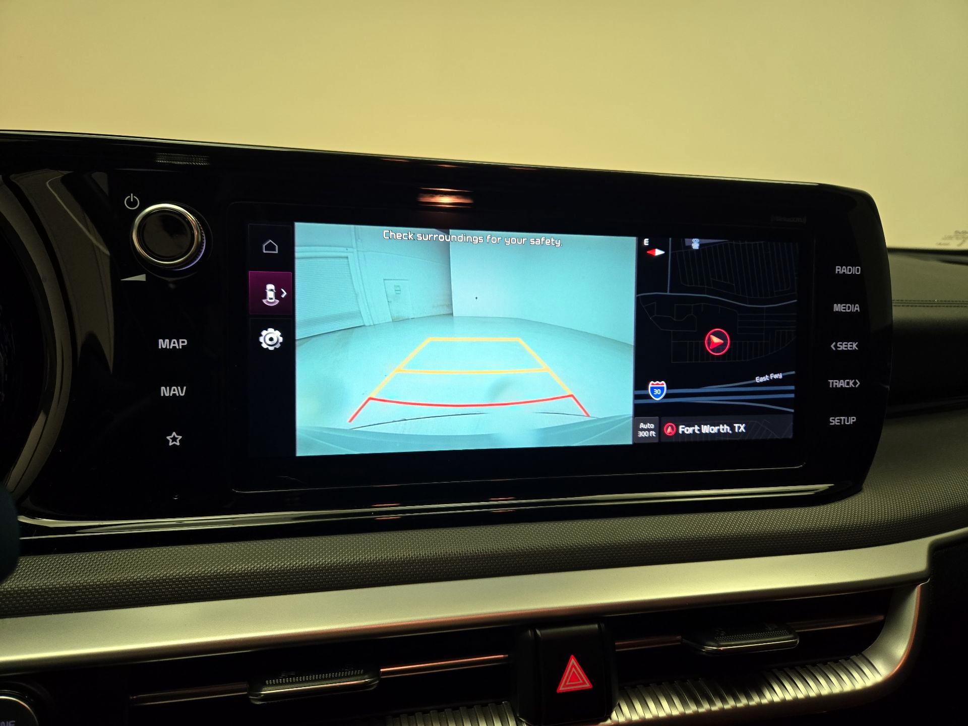 Thumbnail: 2023 Kia K5 - 15