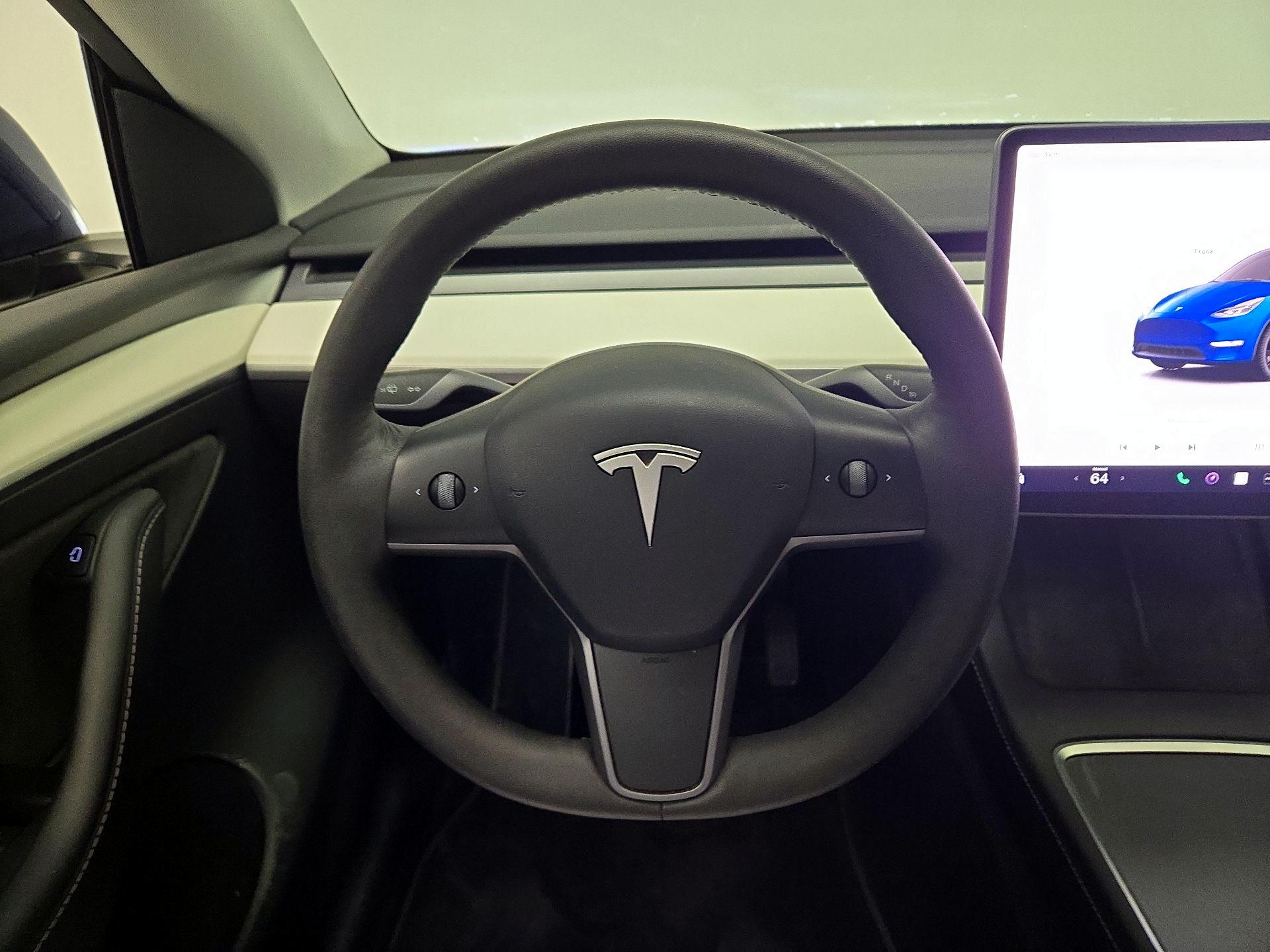 Thumbnail: 2022 Tesla Model Y - 10