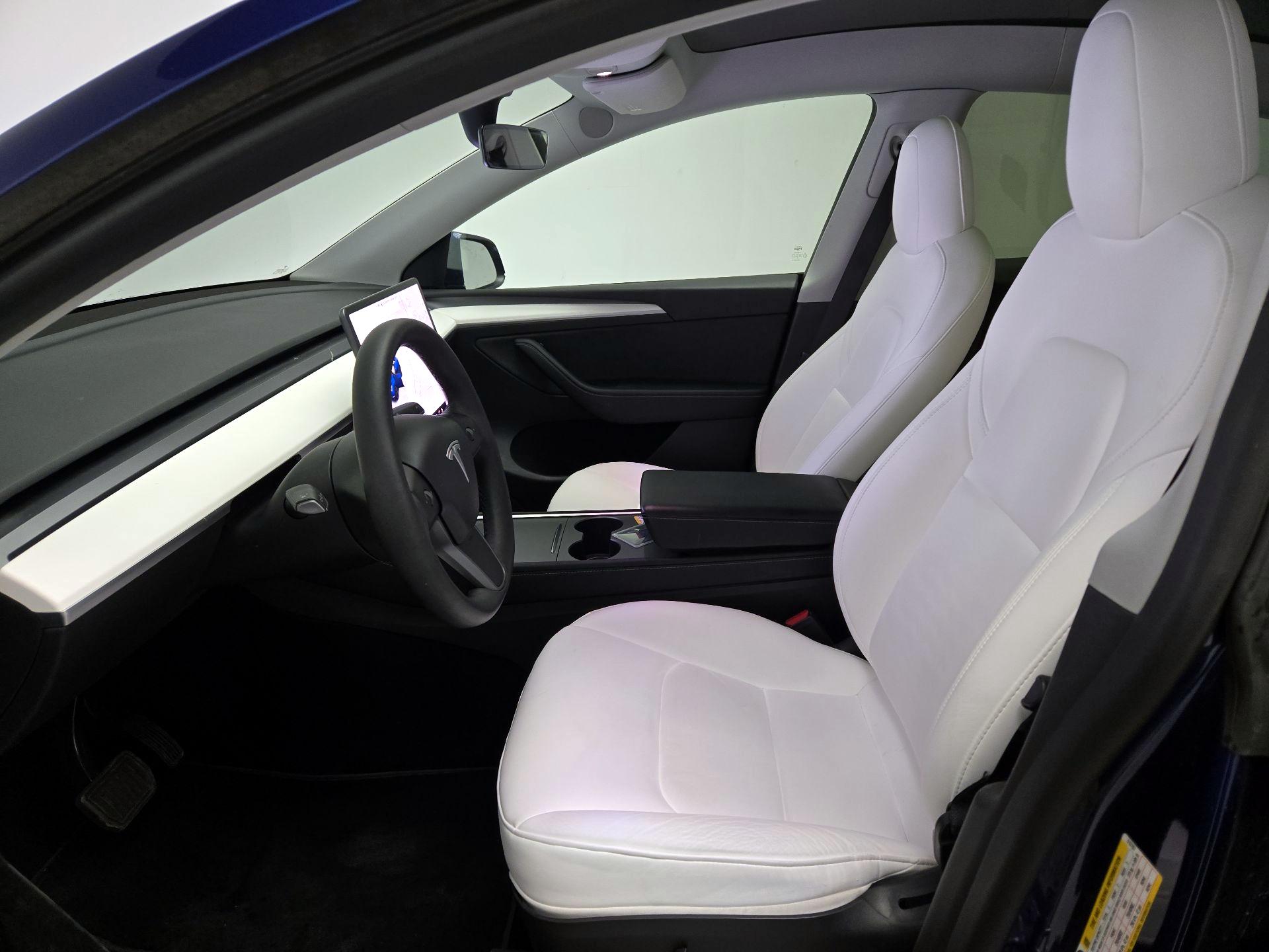 Thumbnail: 2022 Tesla Model Y - 11