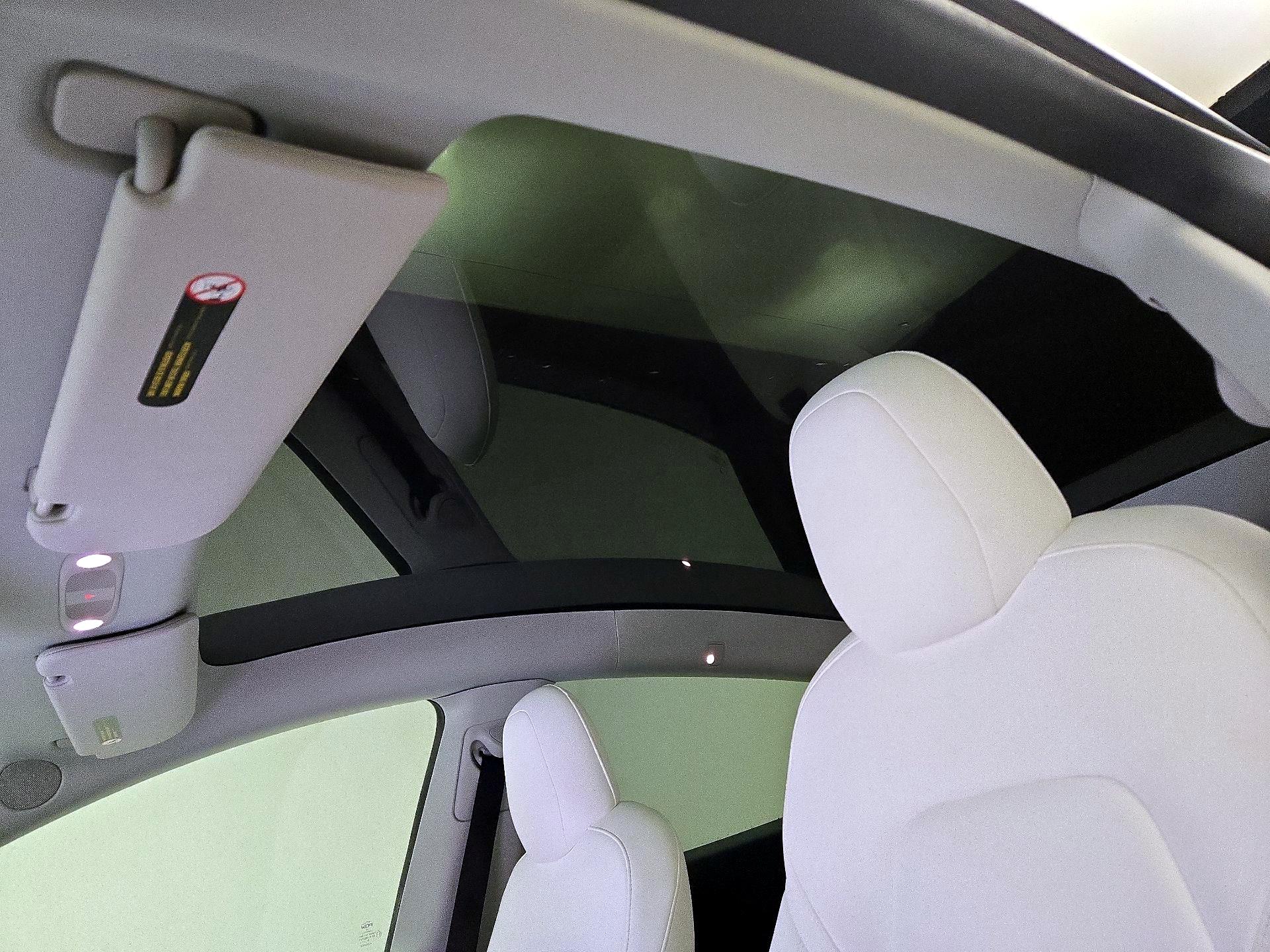 Thumbnail: 2022 Tesla Model Y - 18