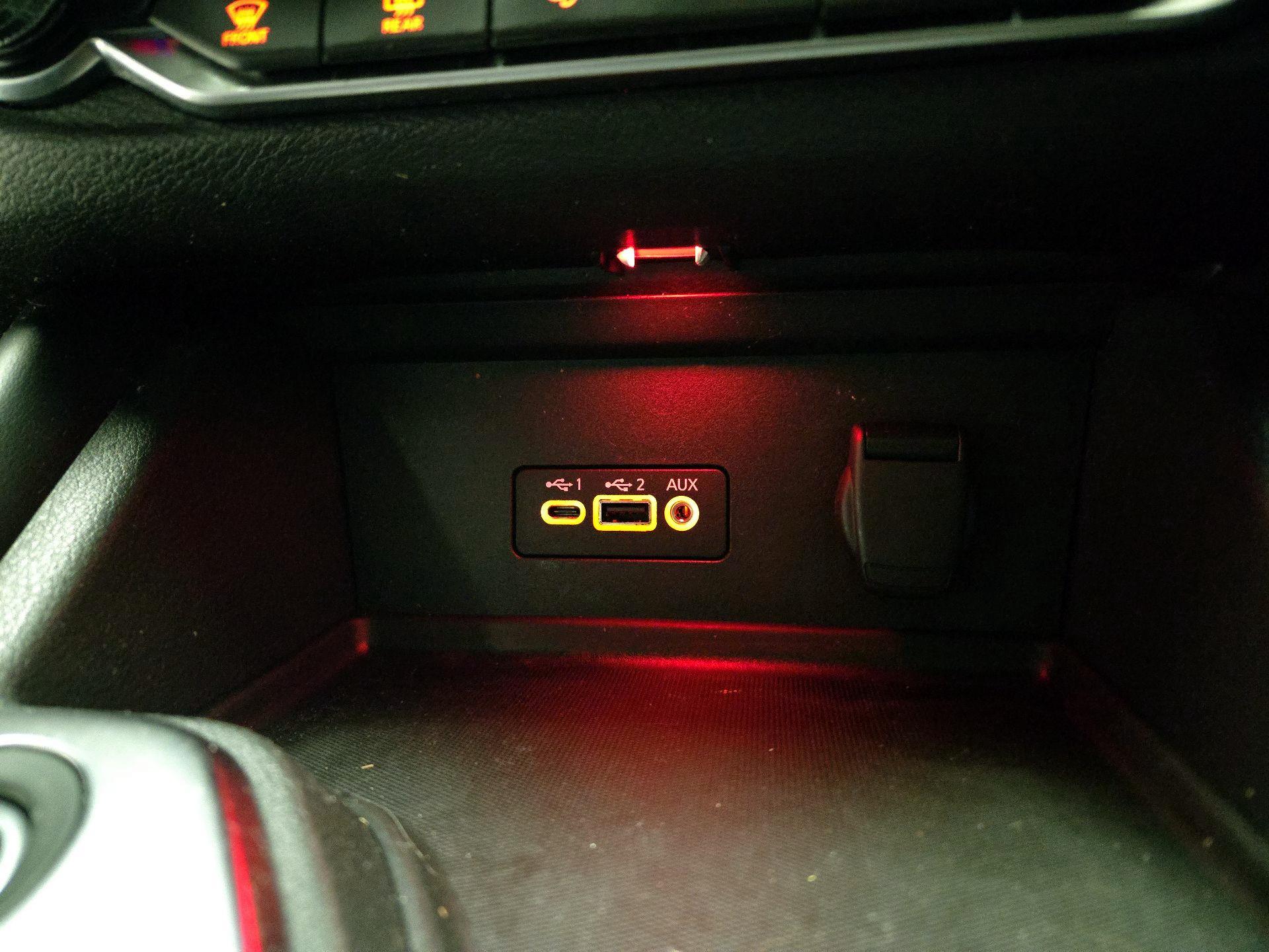 Thumbnail: 2022 Nissan Sentra - 18