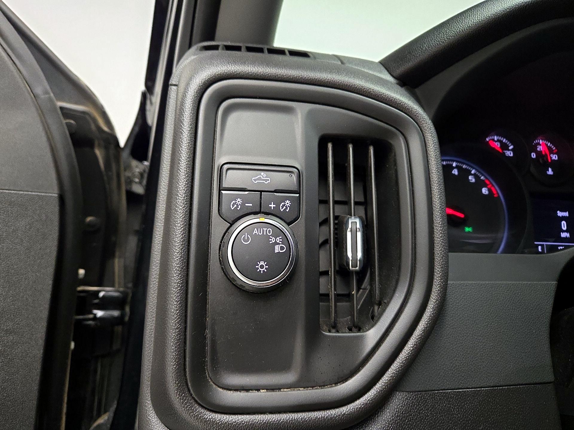 Thumbnail: 2024 Chevrolet Silverado 1500 - 13