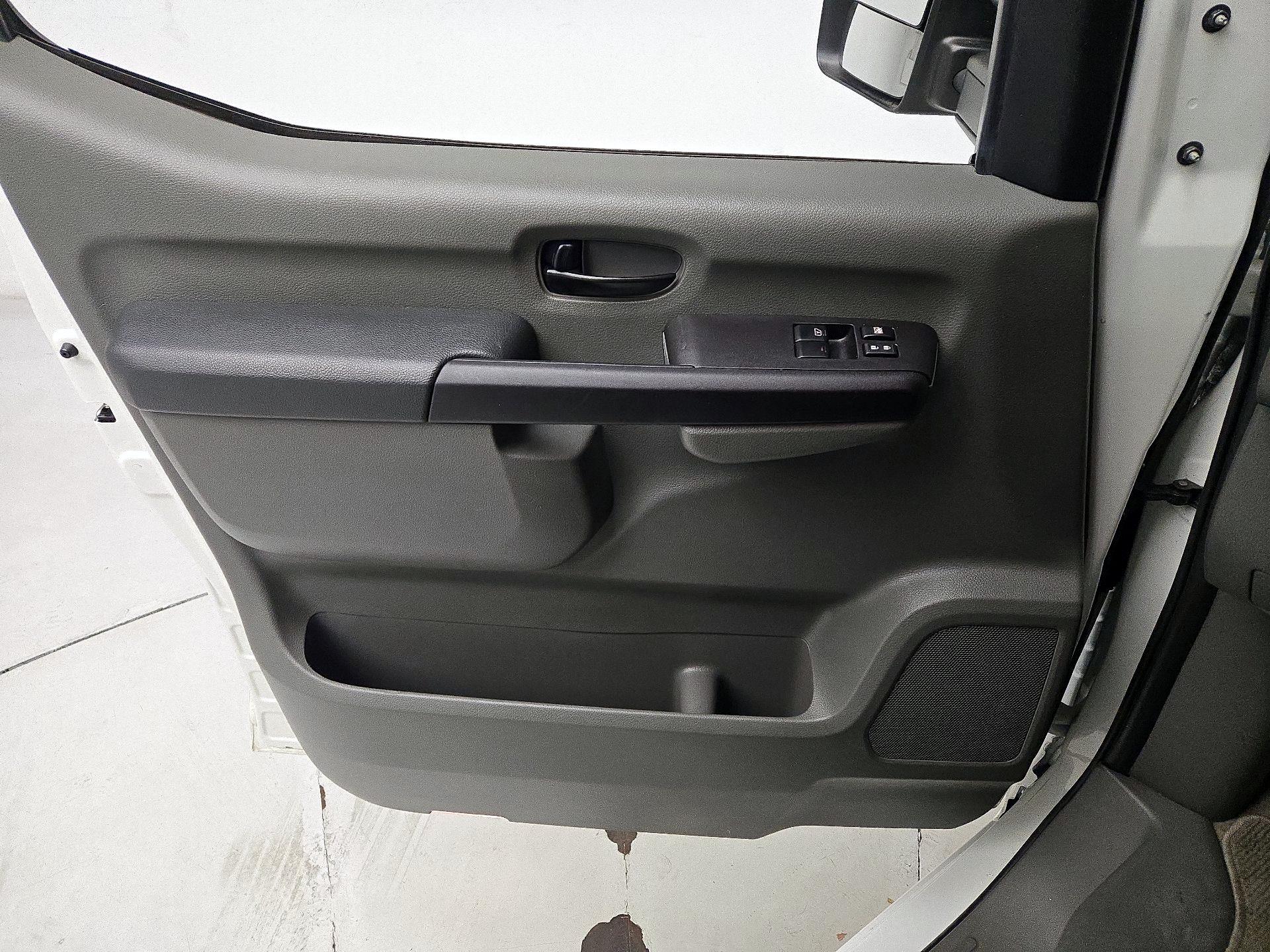 Thumbnail: 2021 Nissan NV - 12