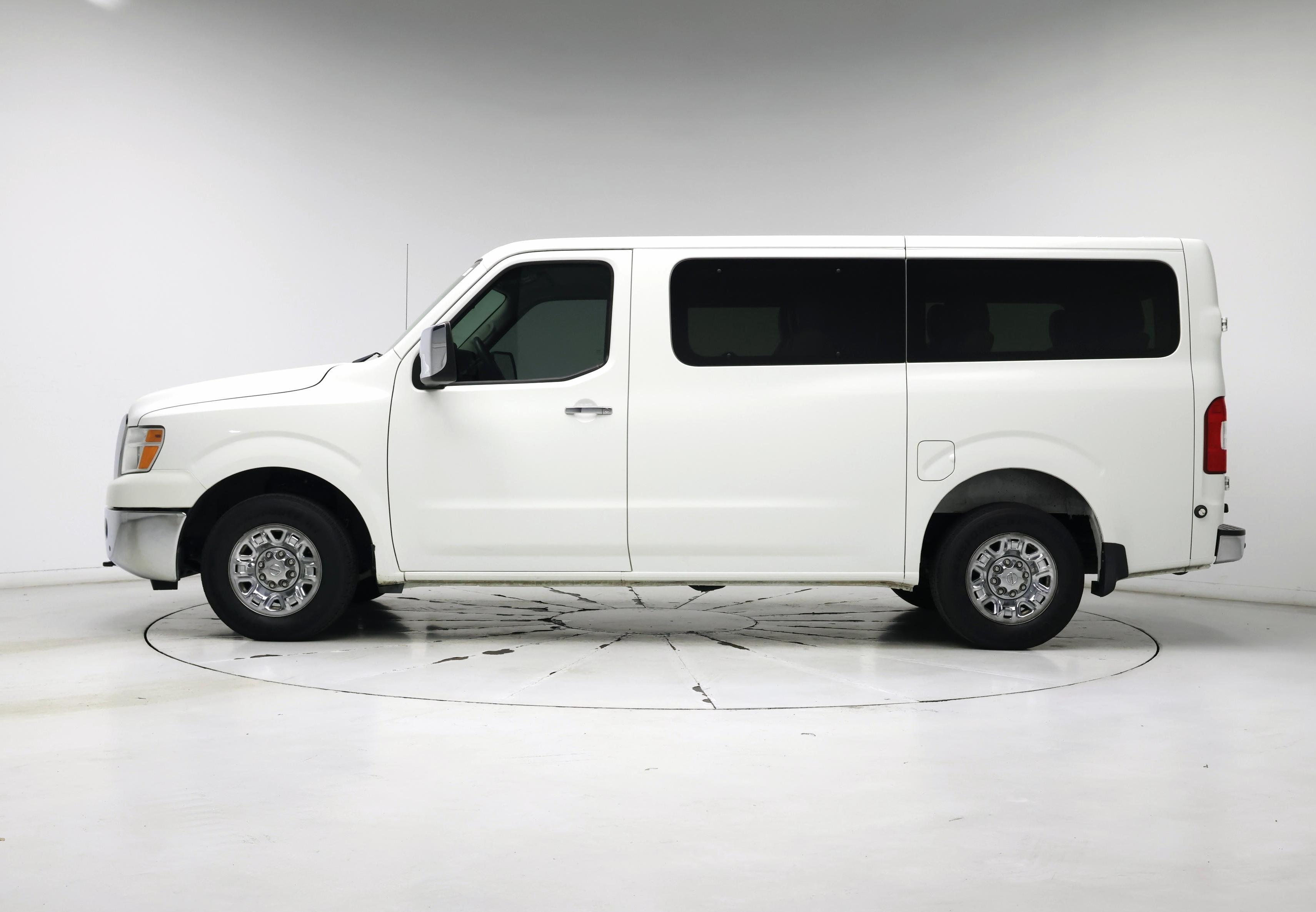 Thumbnail: 2021 Nissan NV - 3