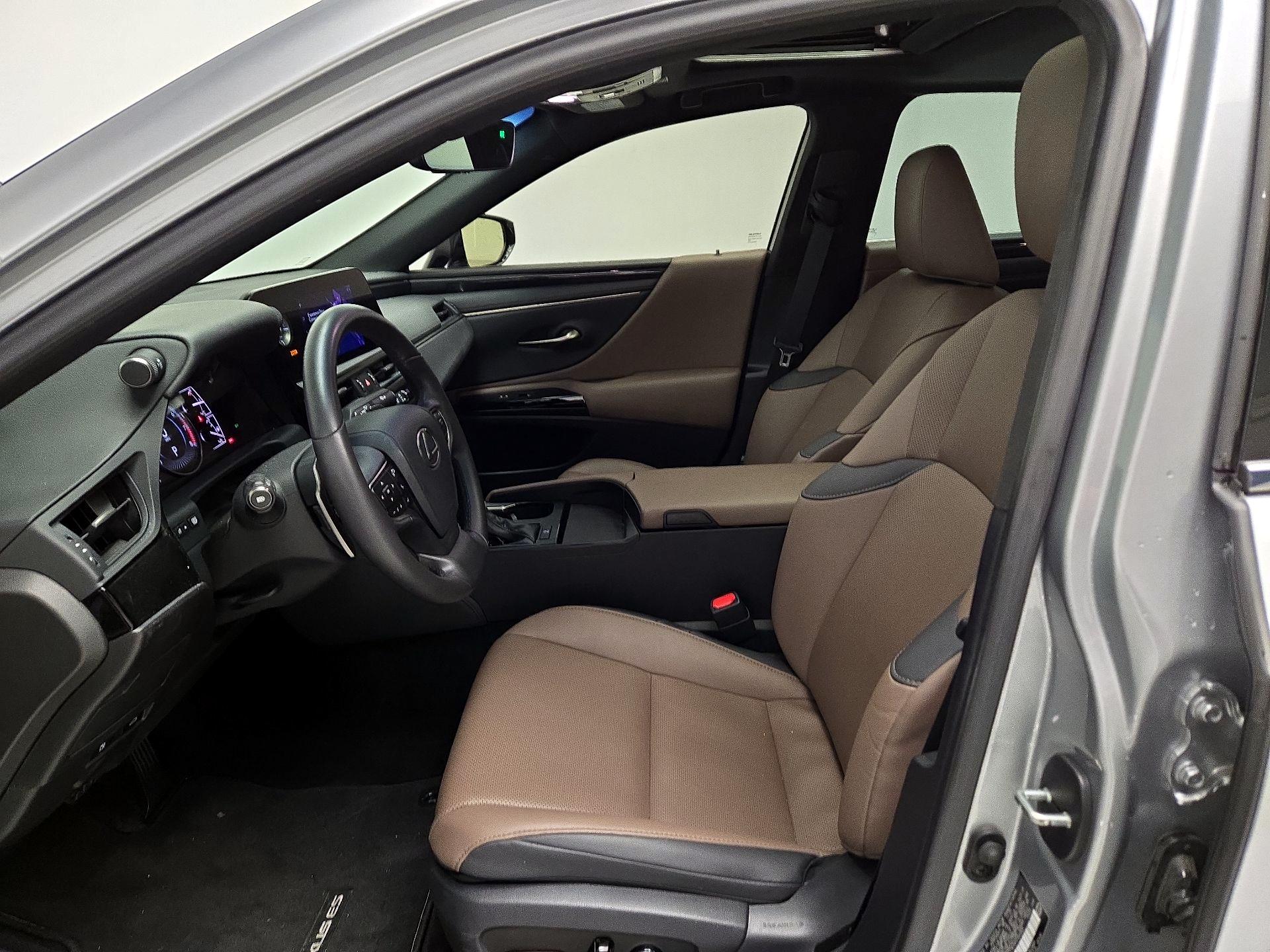 Thumbnail: 2023 Lexus ES - 11