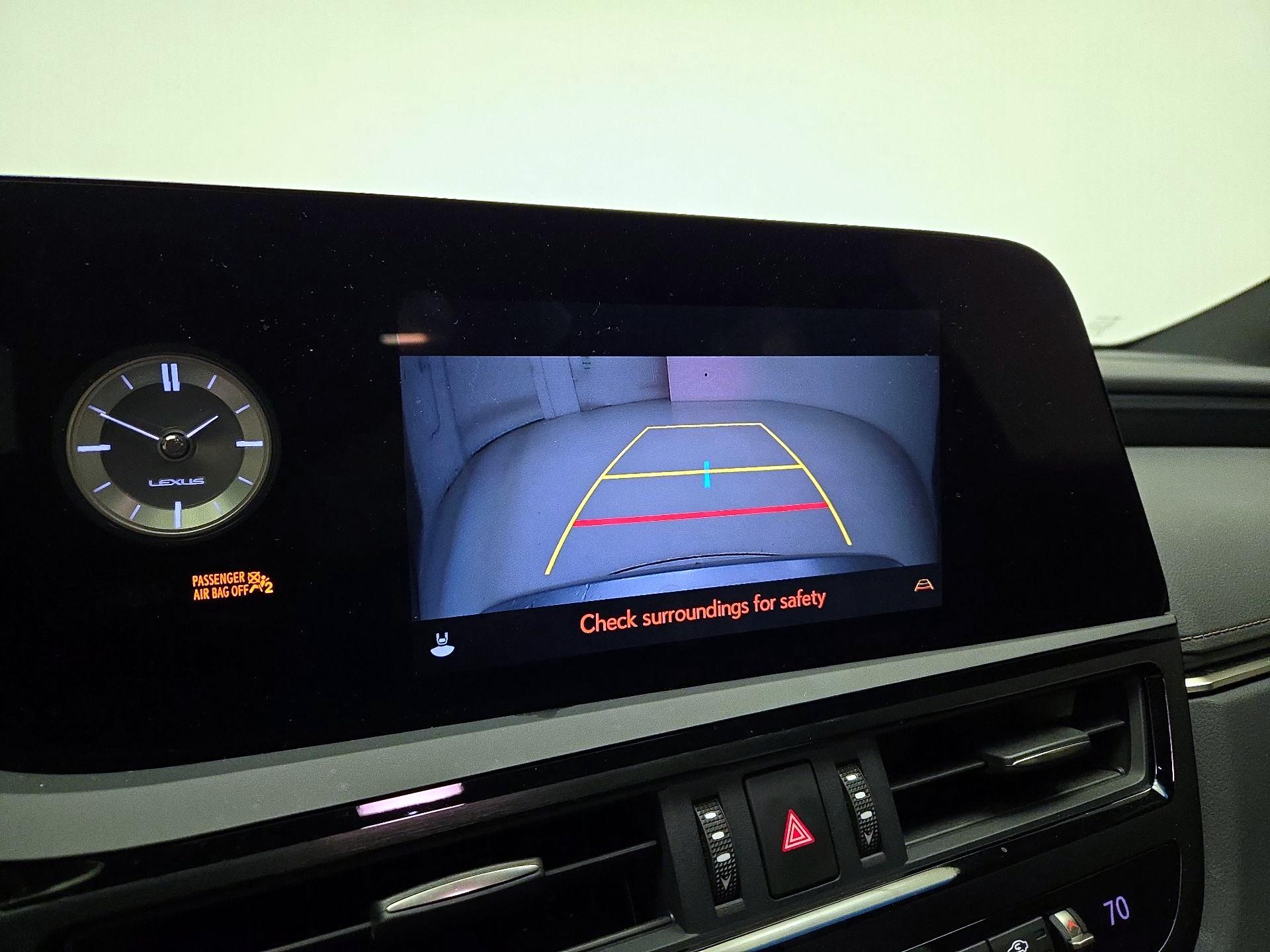 Thumbnail: 2023 Lexus ES - 14