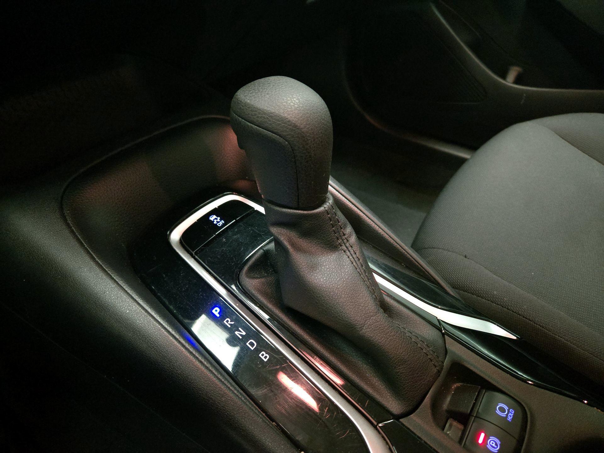 Thumbnail: 2022 Toyota Corolla - 17