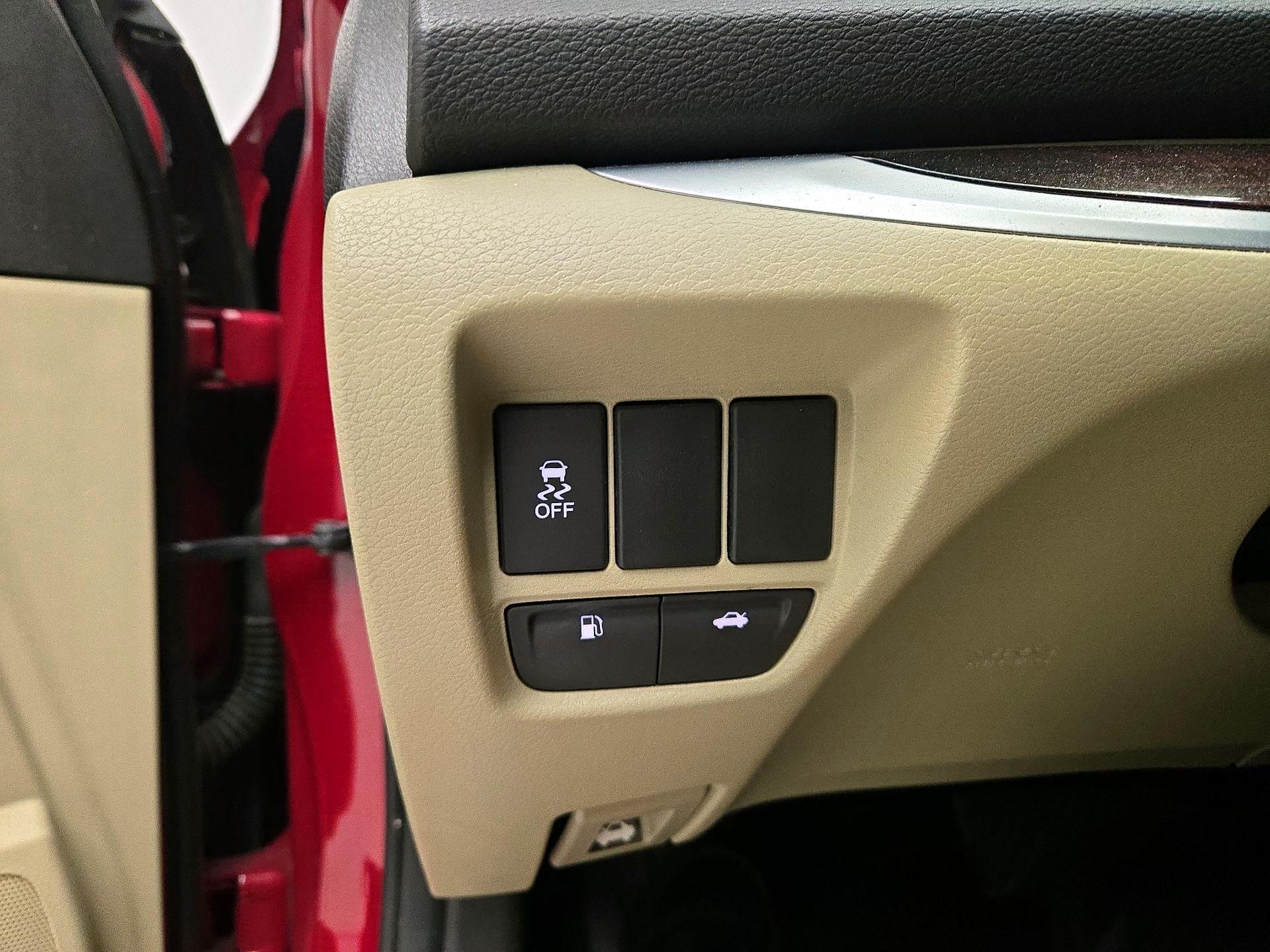 Thumbnail: 2017 Acura TLX - 13