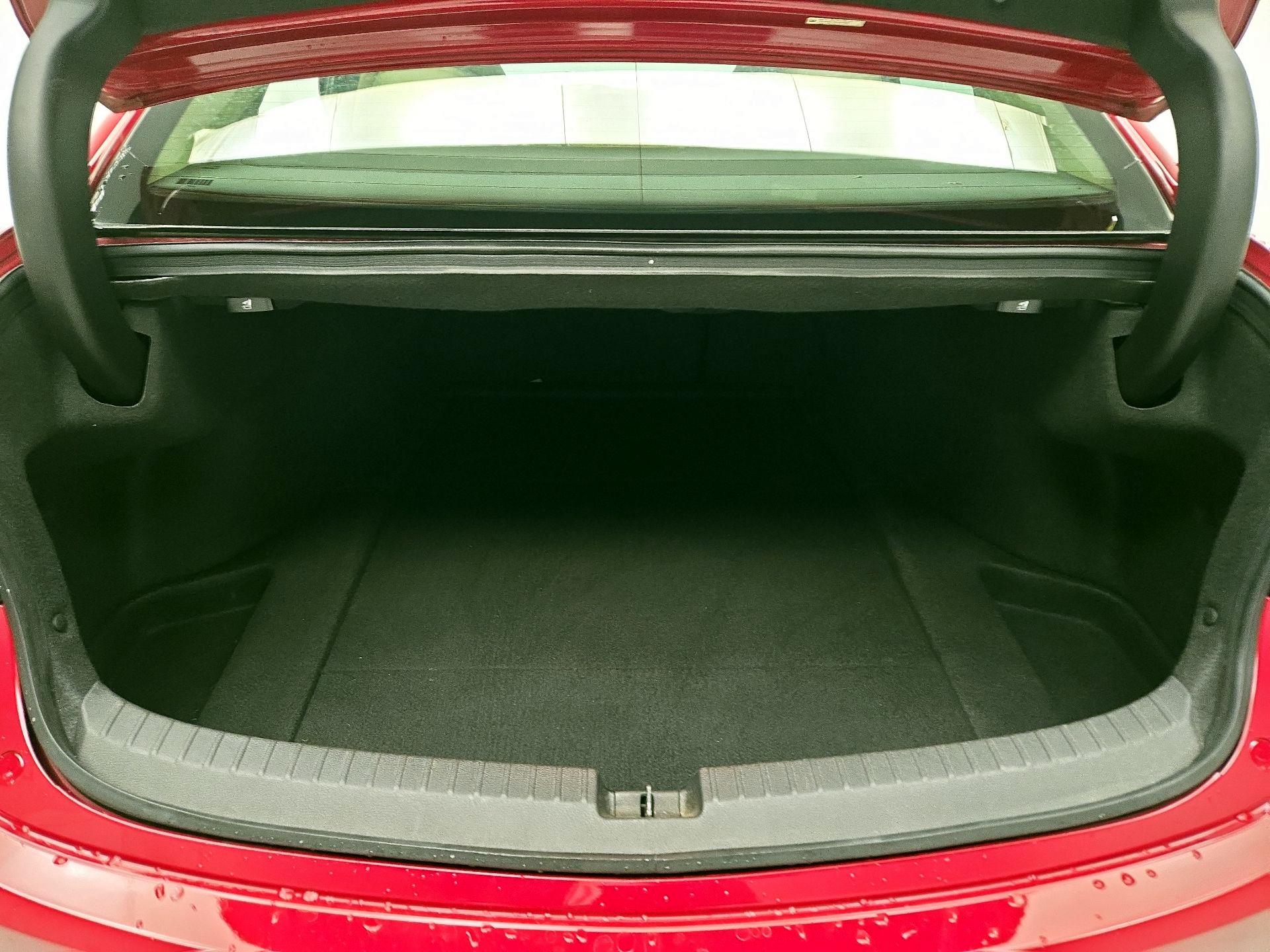 Thumbnail: 2017 Acura TLX - 20