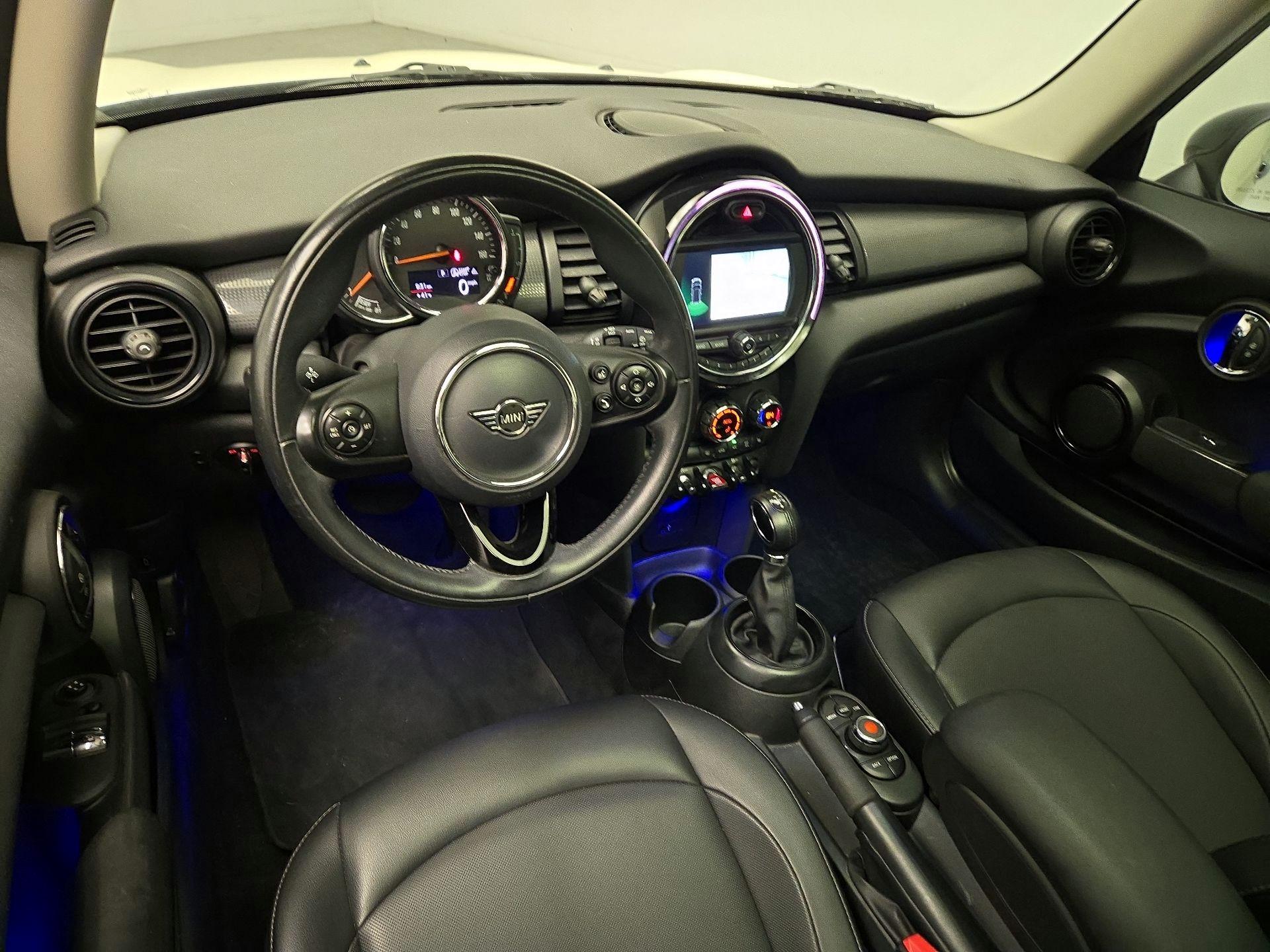 Thumbnail: 2019 MINI Cooper Hardtop - 8