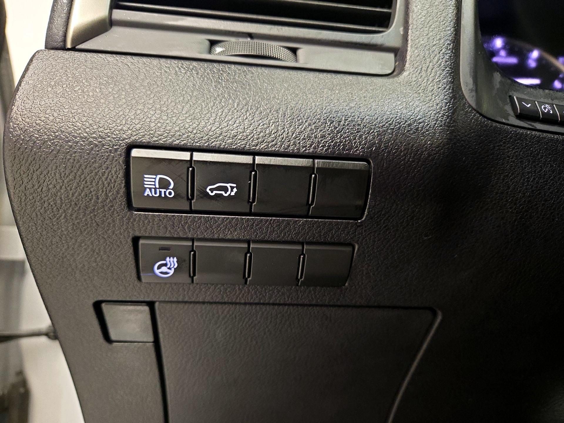 Thumbnail: 2017 Lexus RX - 13