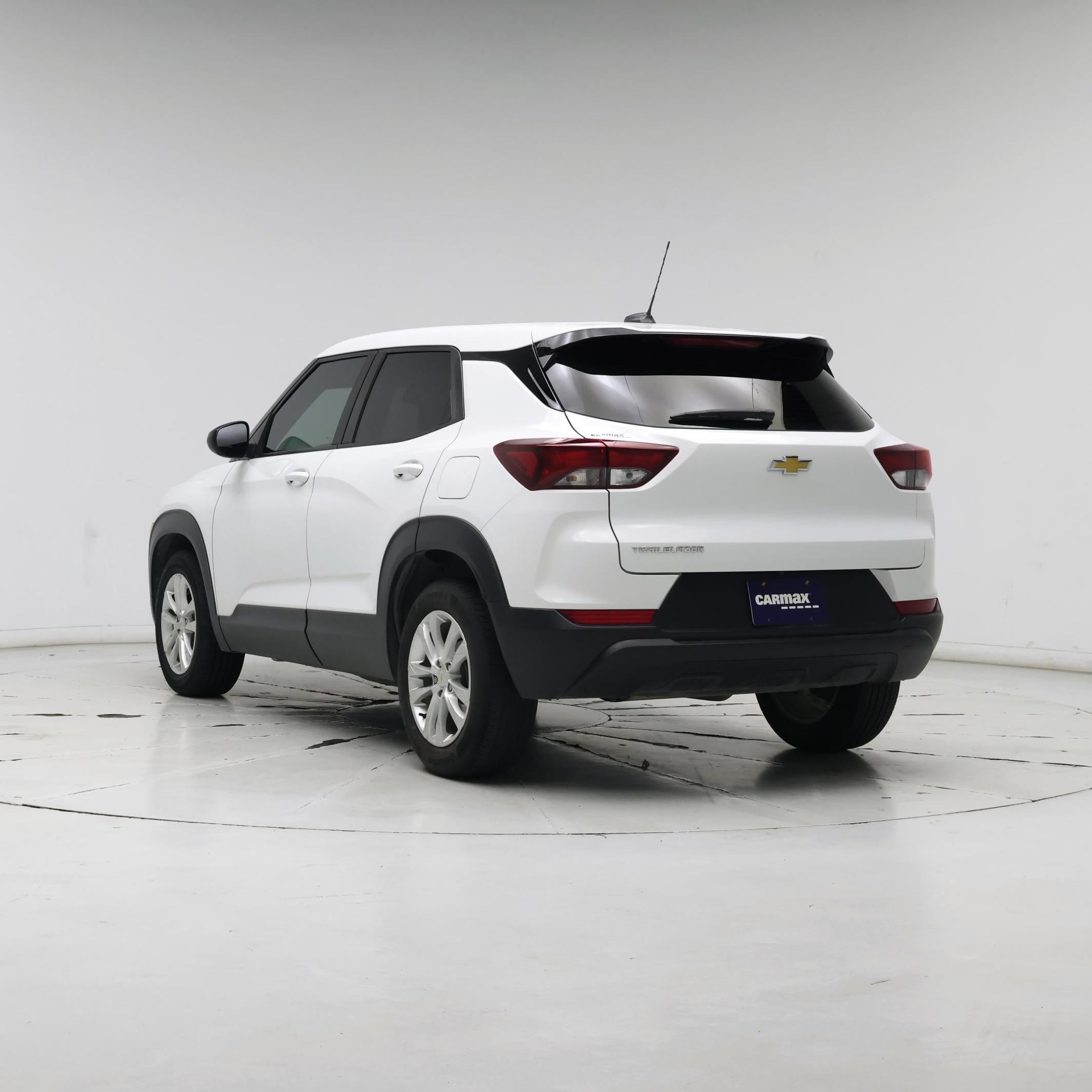 Thumbnail: 2023 Chevrolet TrailBlazer - 2