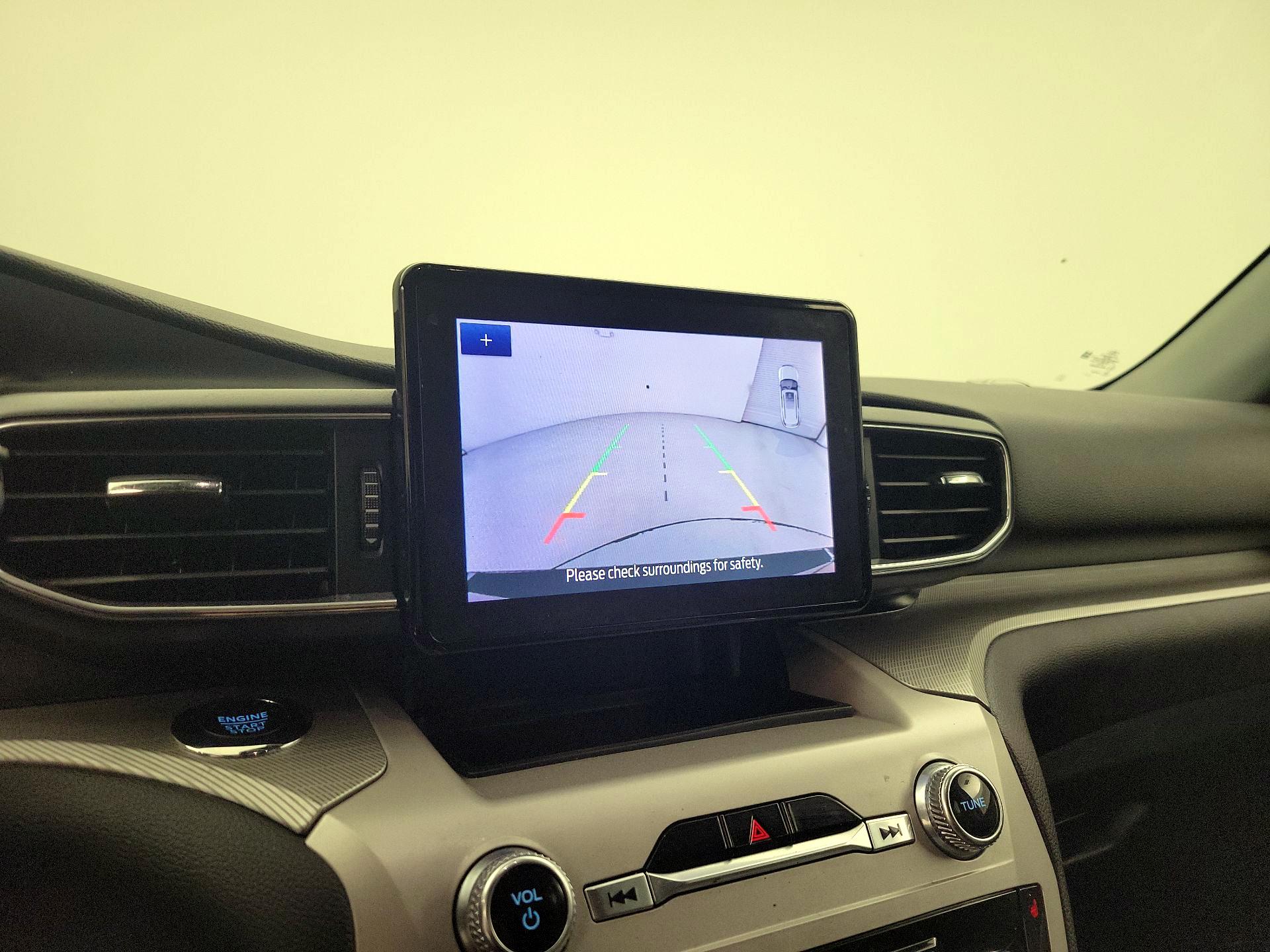 Thumbnail: 2023 Ford Explorer - 14