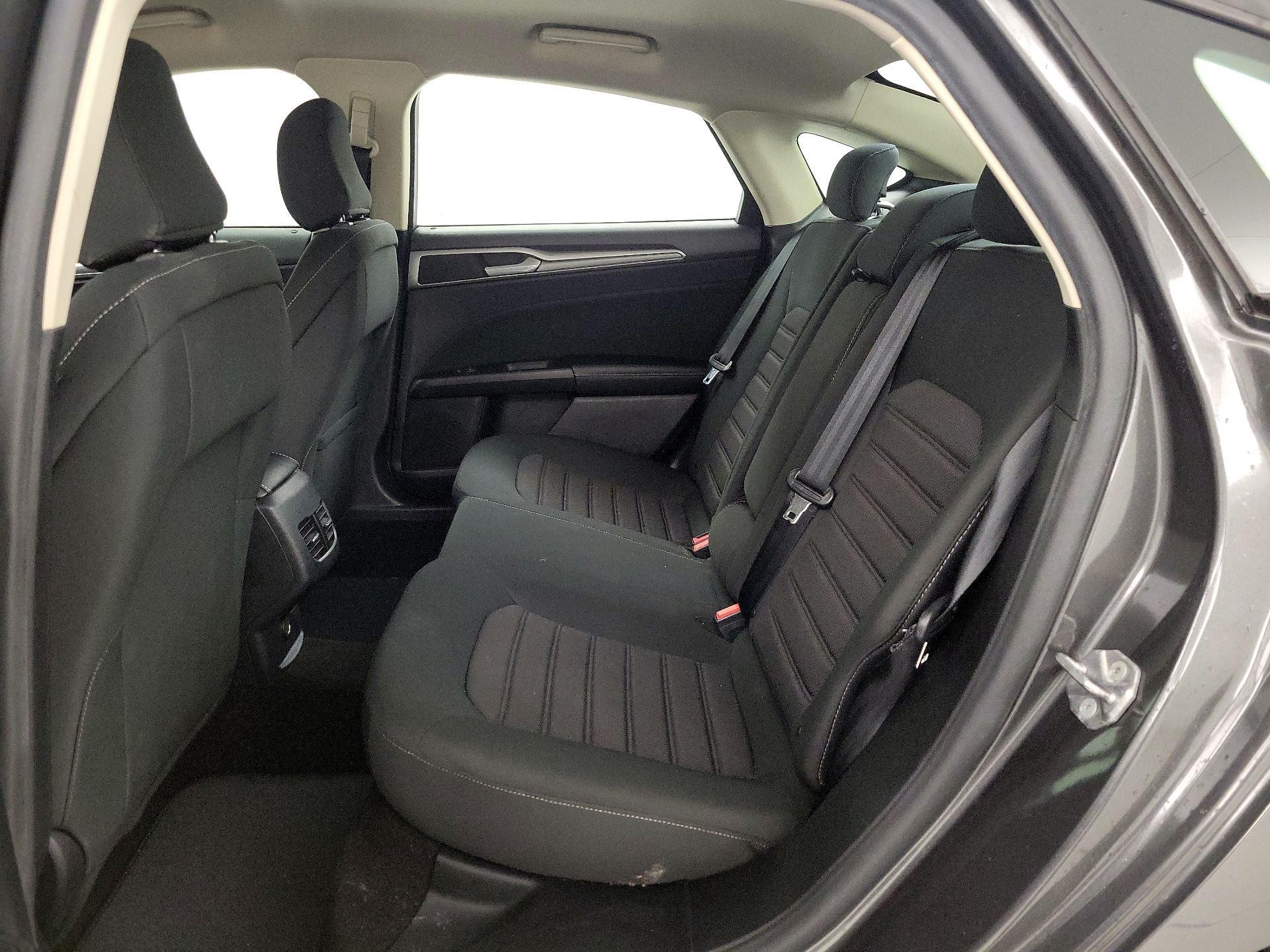 Thumbnail: 2020 Ford Fusion - 18