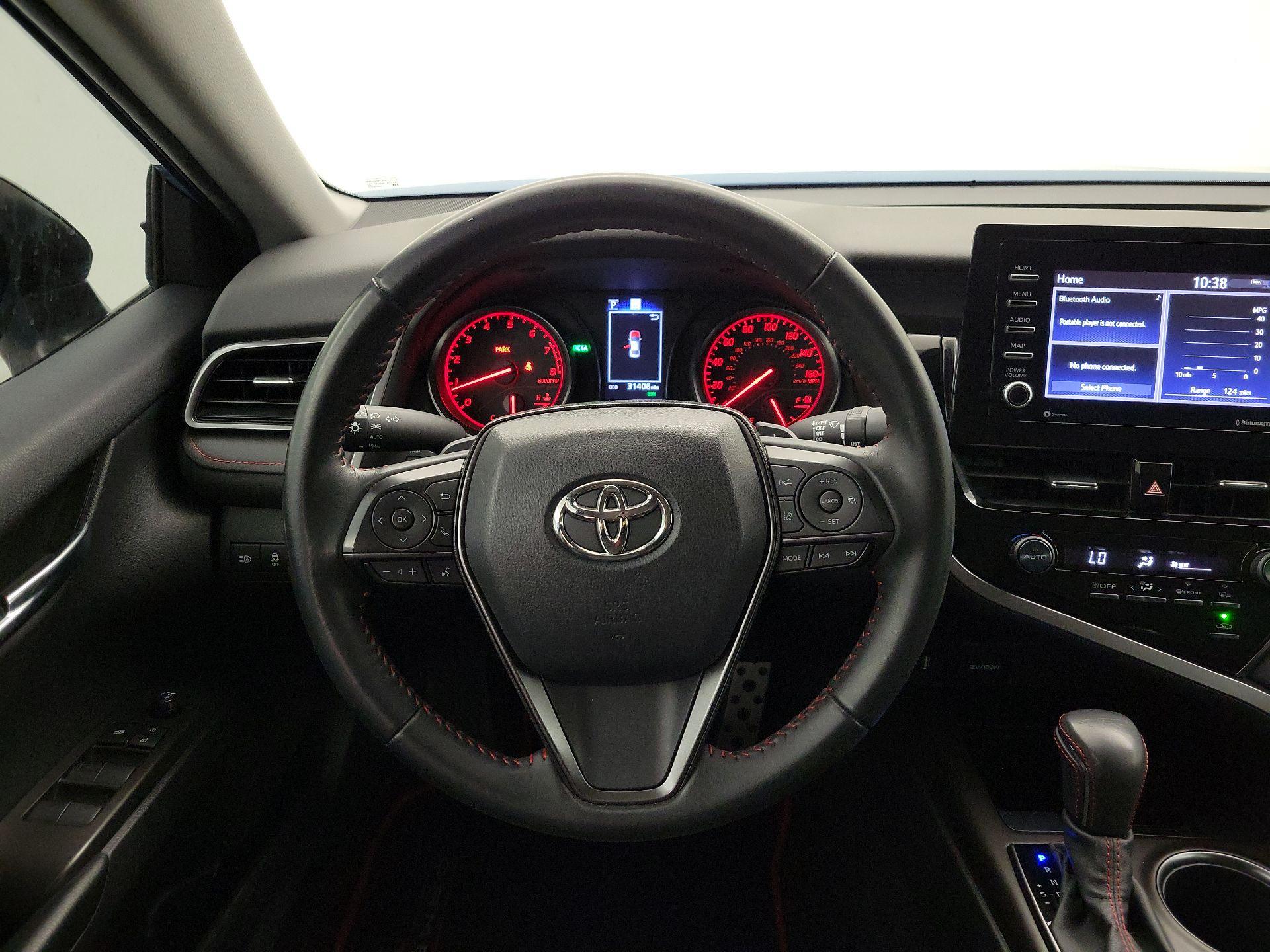 Thumbnail: 2022 Toyota Camry - 10