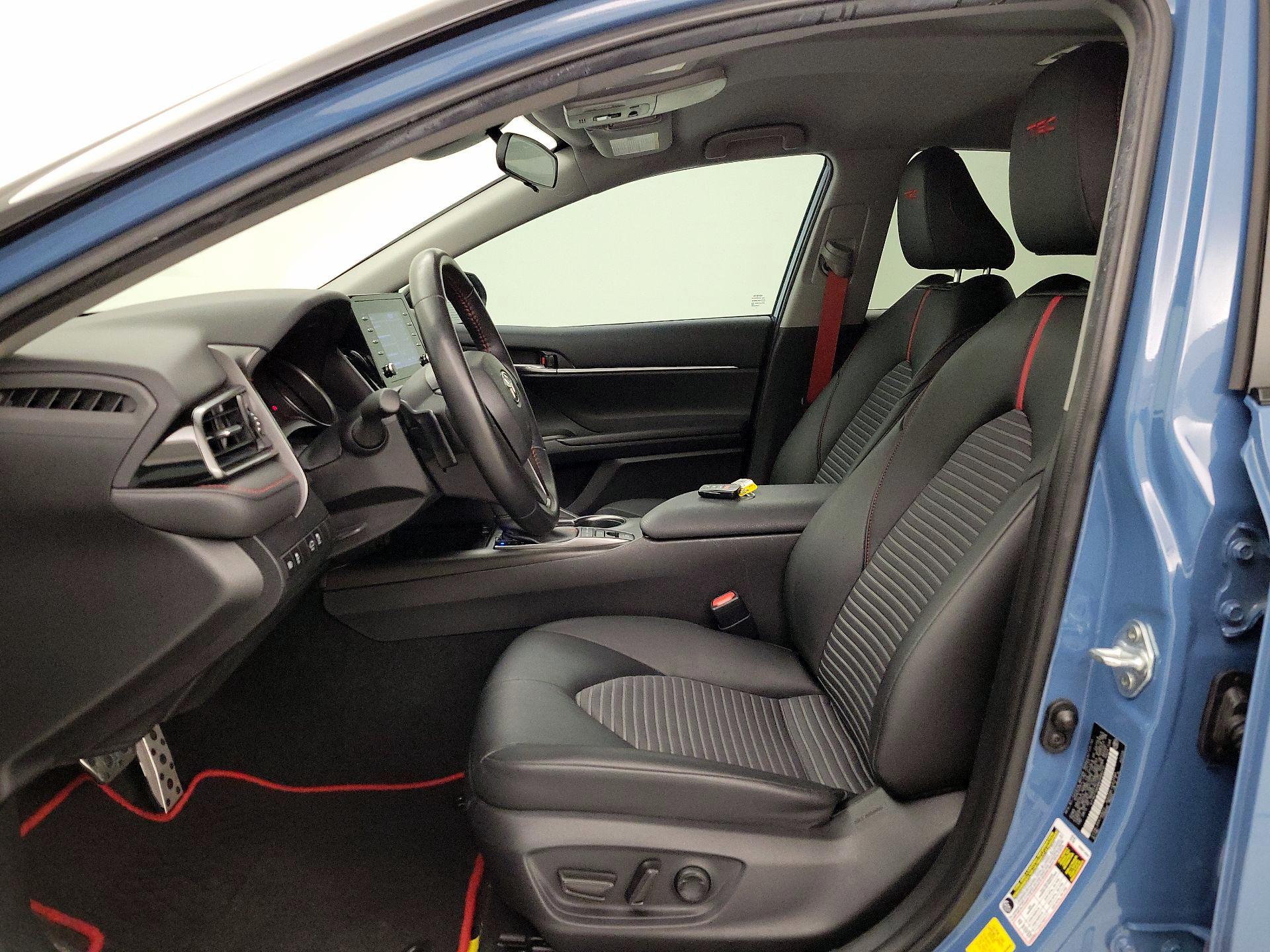 Thumbnail: 2022 Toyota Camry - 11