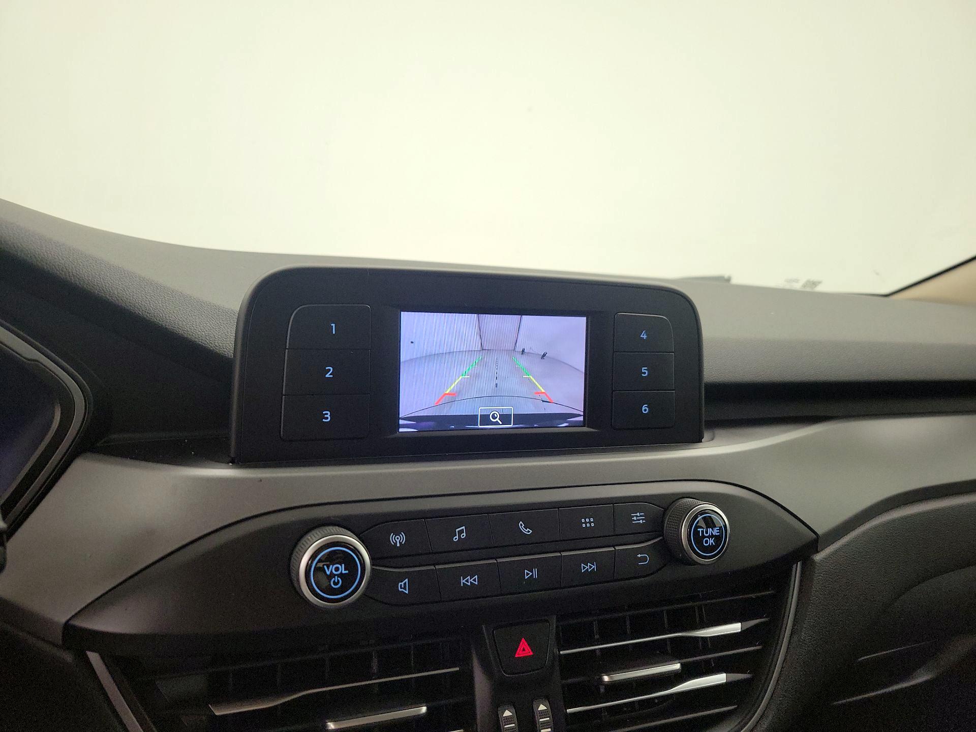 Thumbnail: 2020 Ford Escape - 14