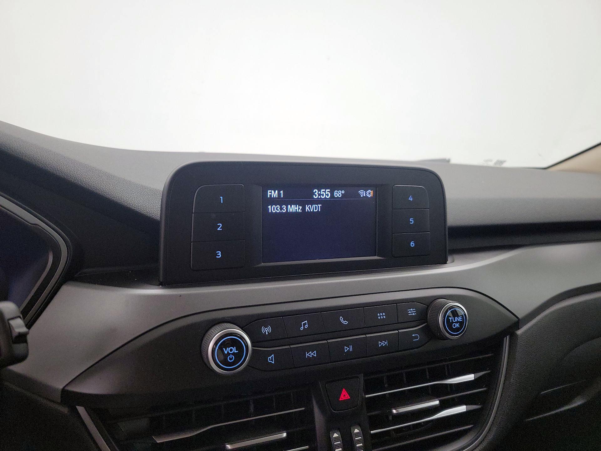 Thumbnail: 2020 Ford Escape - 15